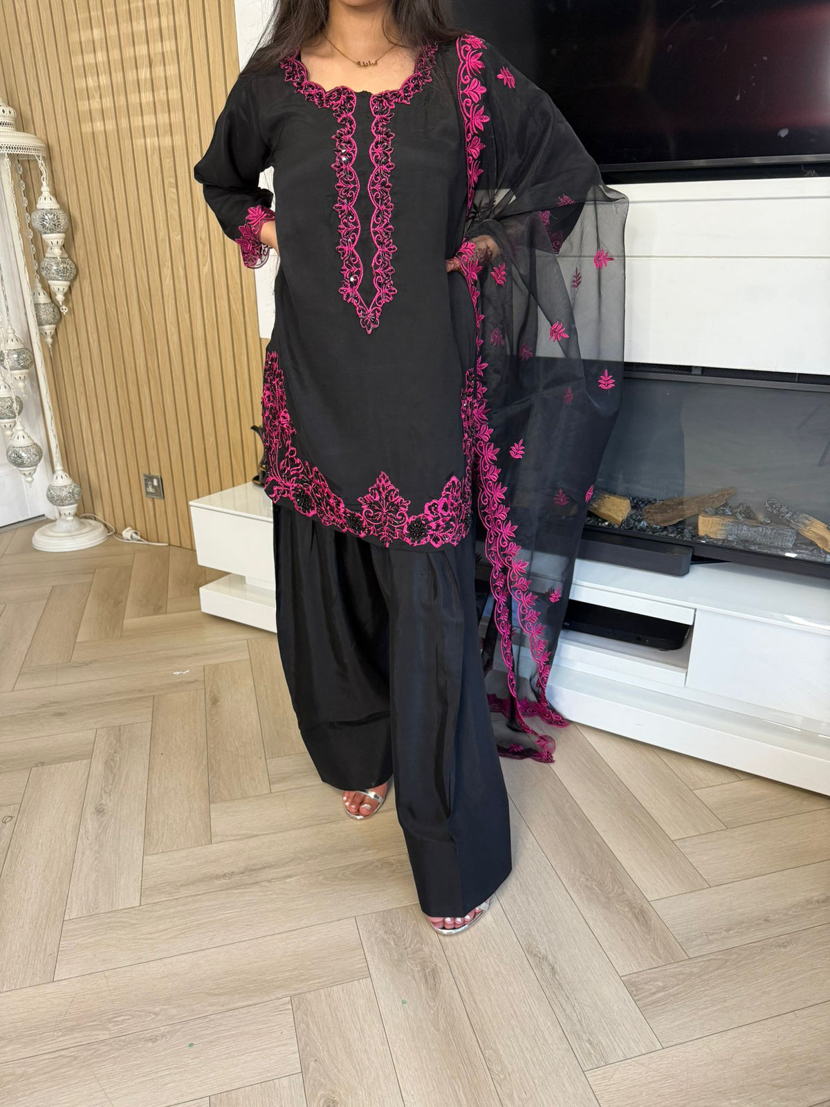 Zimal Farshi Silk Suits by Raniya.H