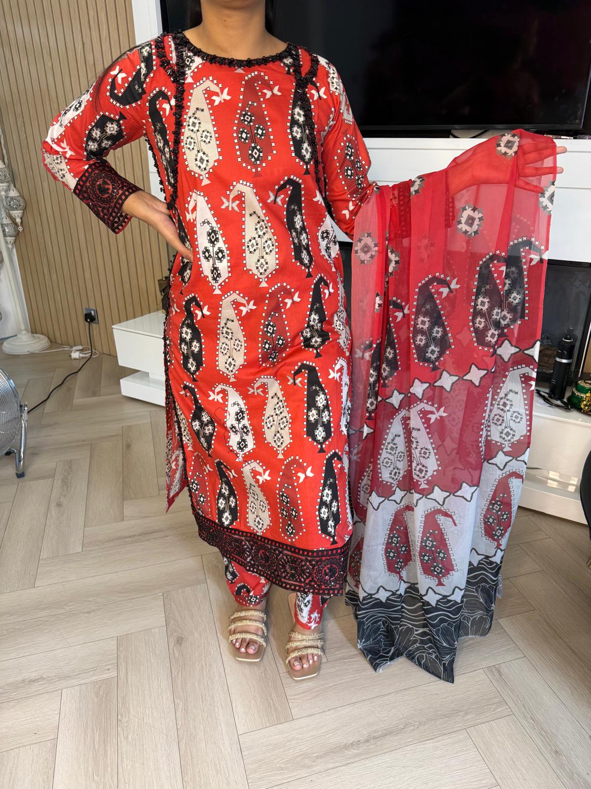 Izah 3pc Printed Lawn Suit With Shoulder Cutout
