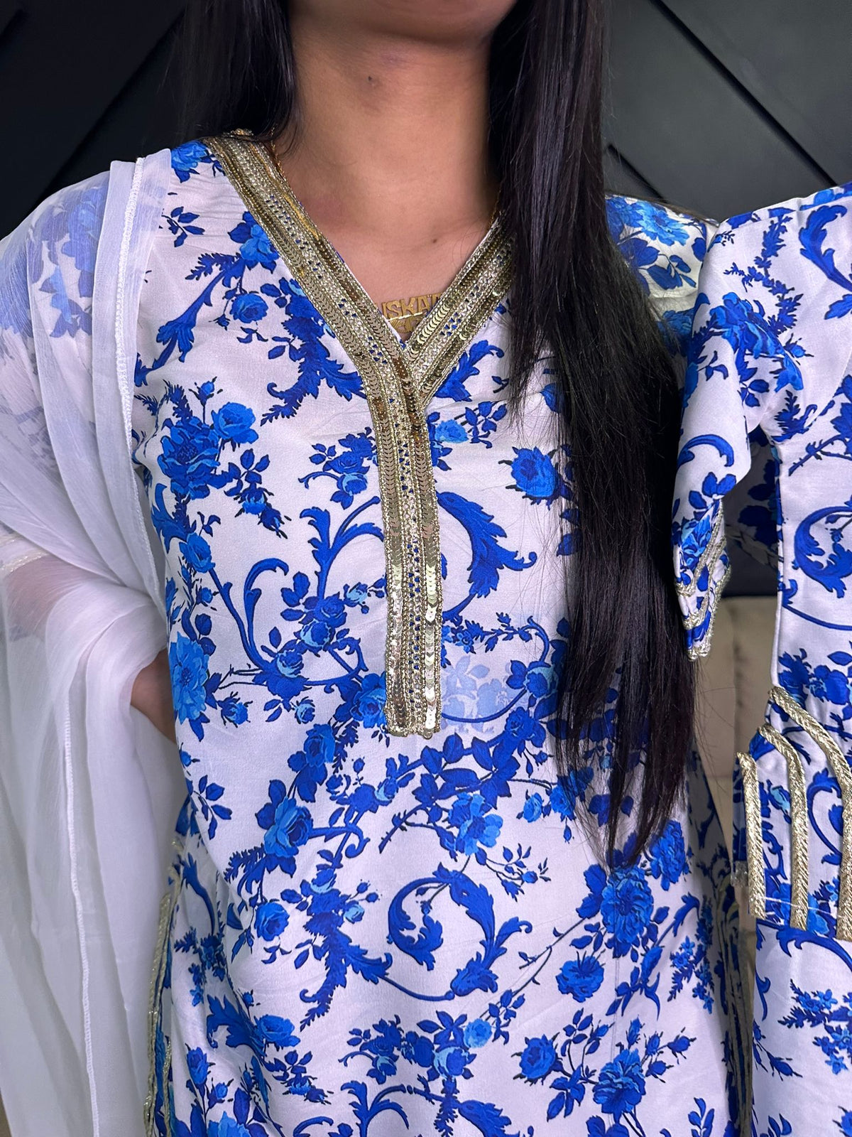 Hurriyah M&D - White & Blue U3-B3