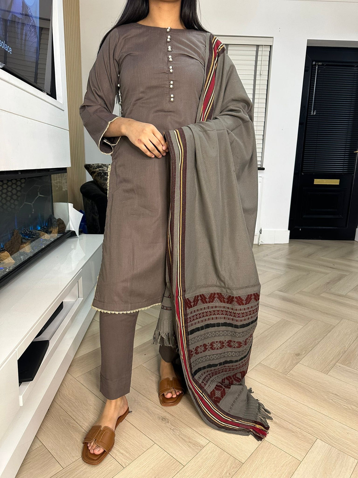 Alinah 3pc Linen suit with Winter Shawl