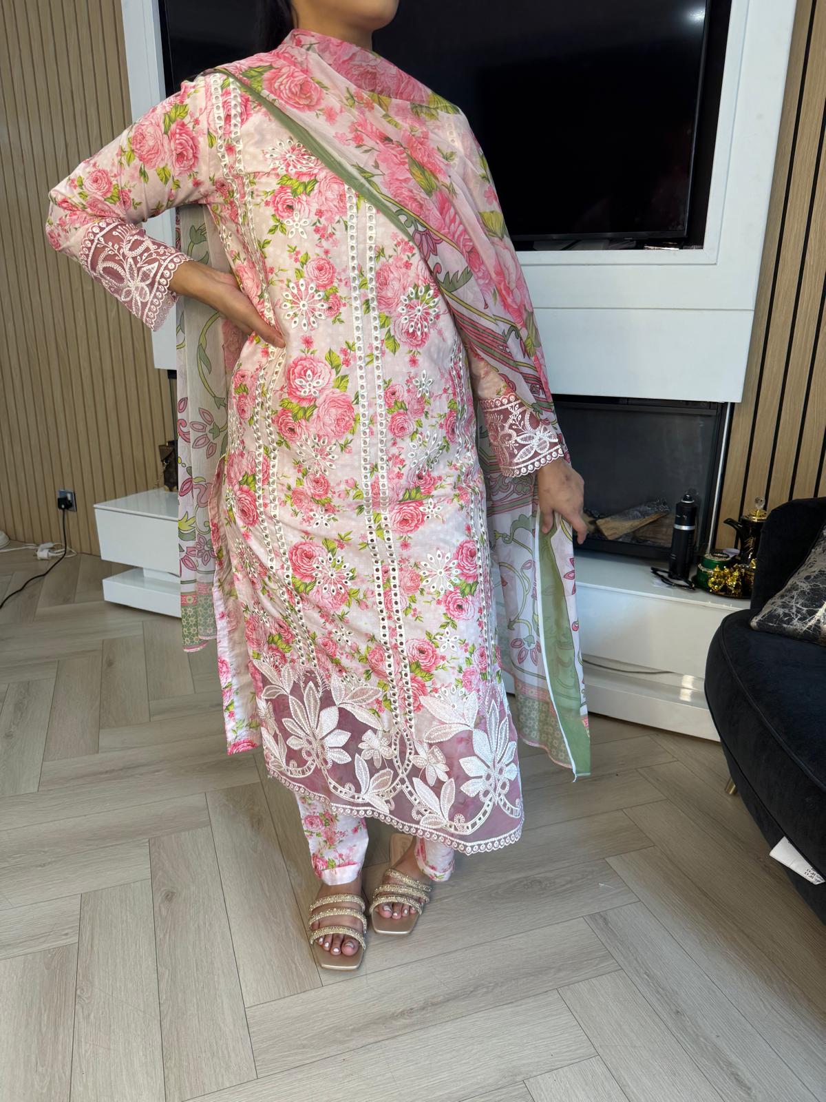 Adeela 3pc Printed Lawn Suit