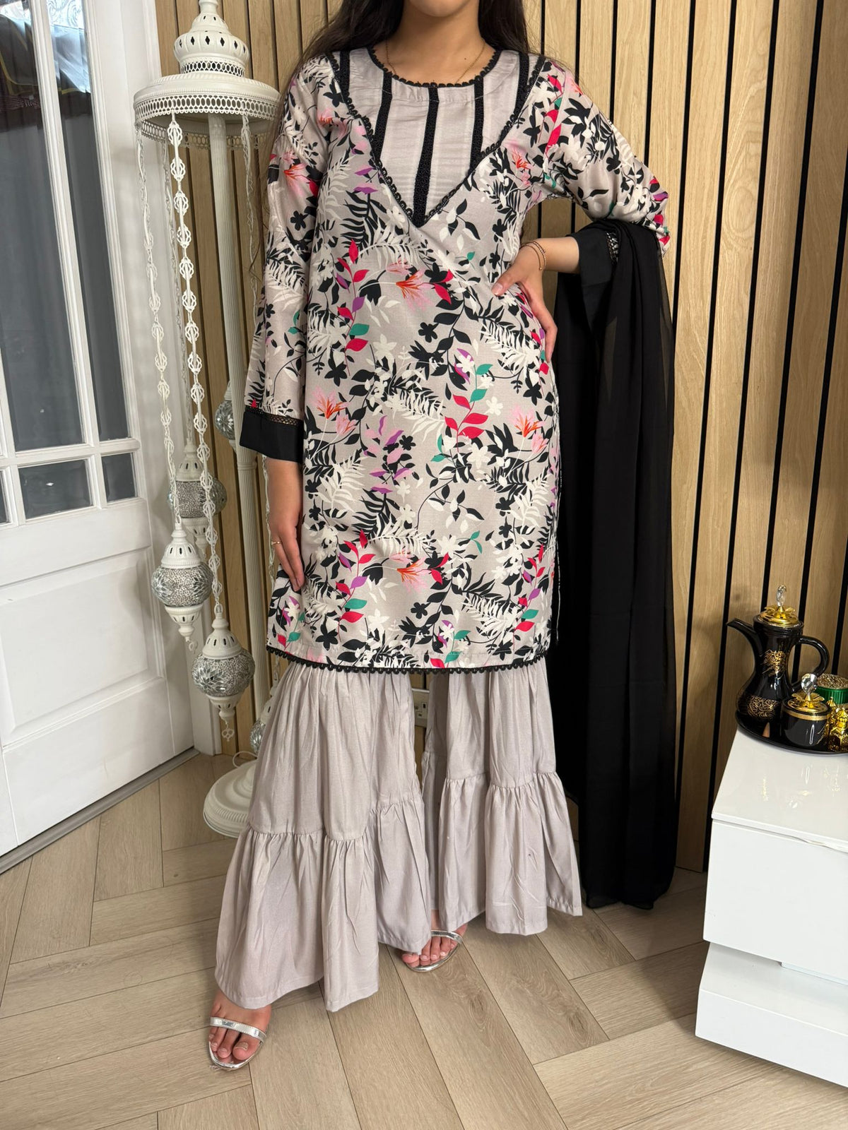 Firdaus 3pc Printed Suit With Plain Gharara