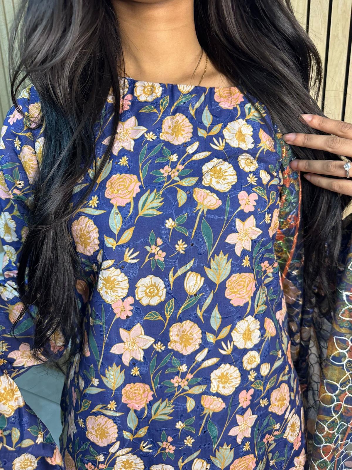 Falak 3pc Mother and Daughter Chikankari Suit U3 E6