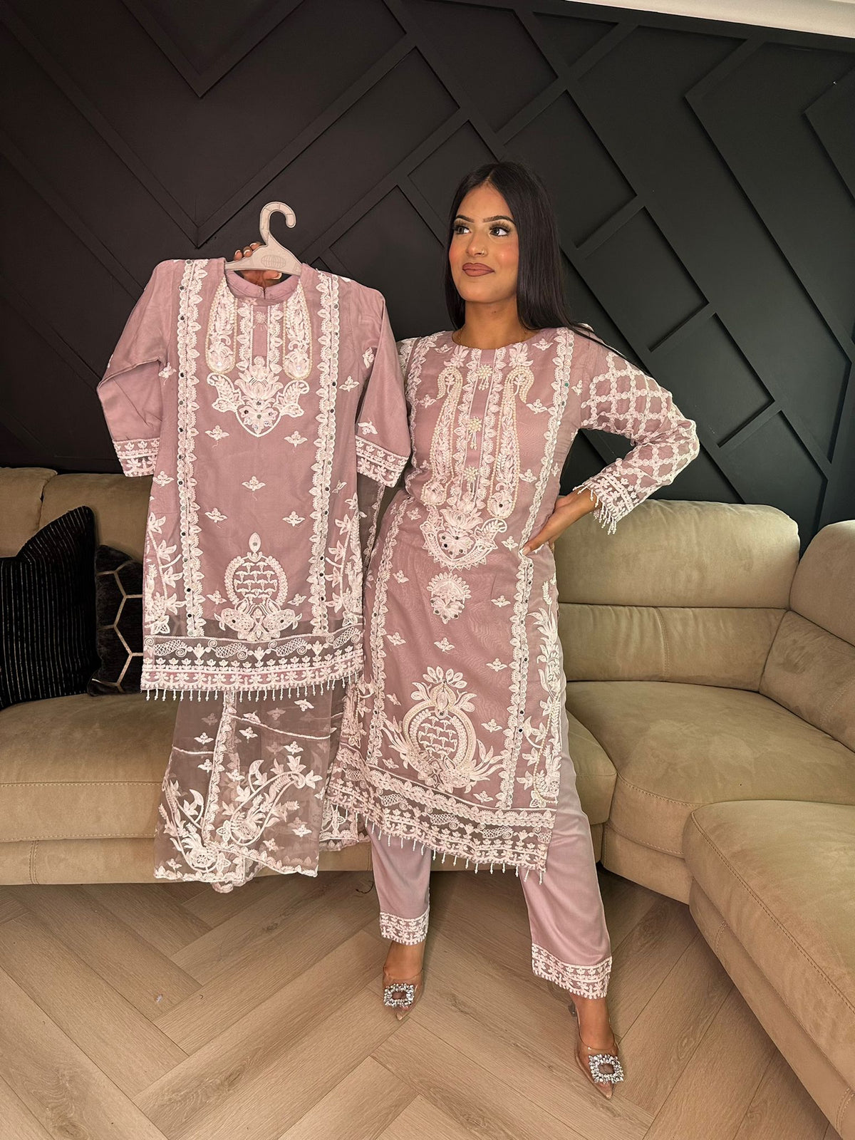 Haneen M&D  - Light Pink