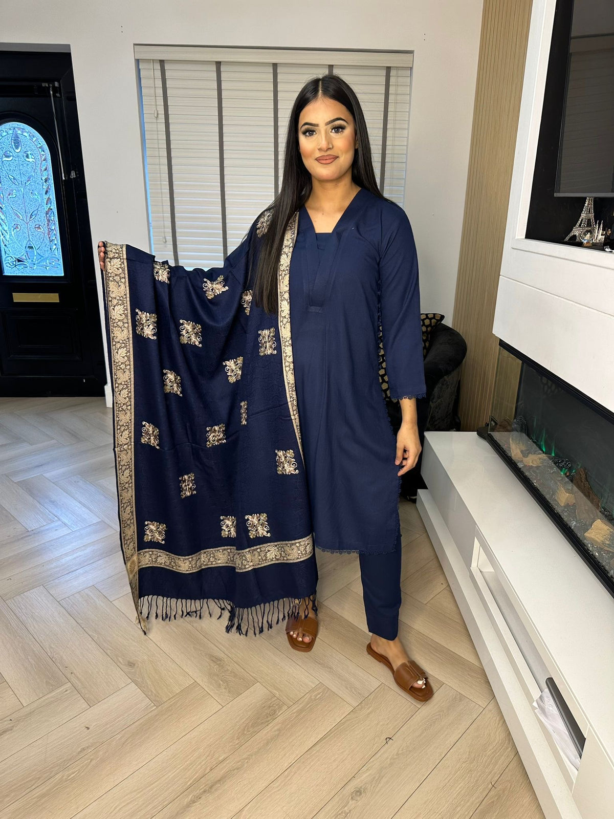 Mariya 3pc Dhannak Suit With Kashmiri Shawl