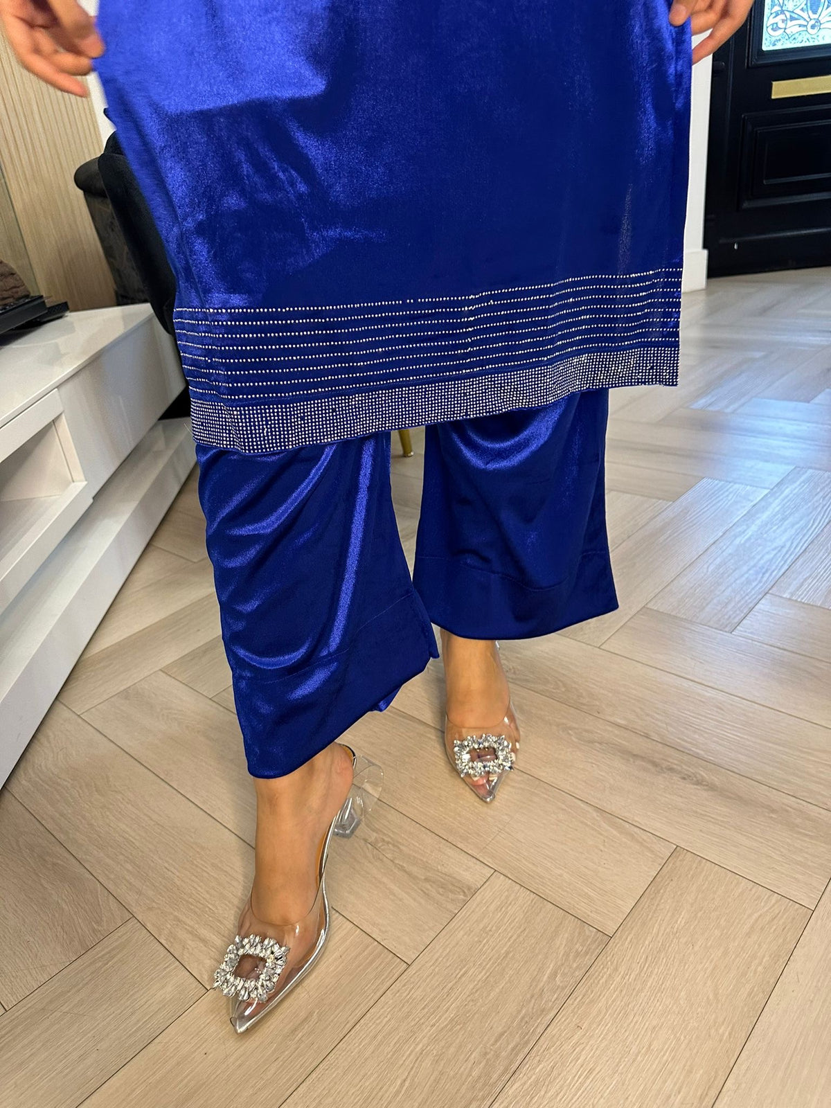 Diamond Velvet 2Pc - Royal Blue