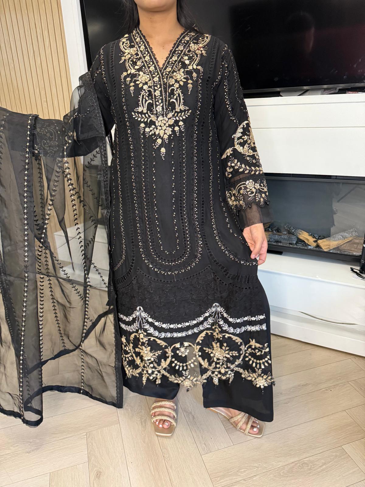 Salwa Chiffon 3PC Suit With Organza Duppata