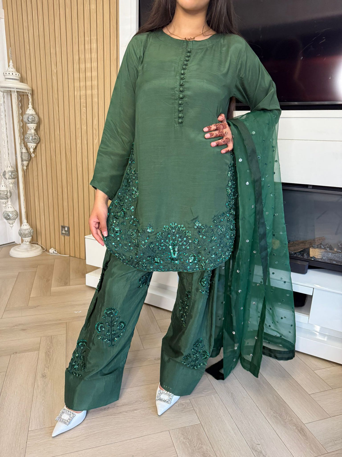 Zimal Farshi Silk Suits by Raniya.H