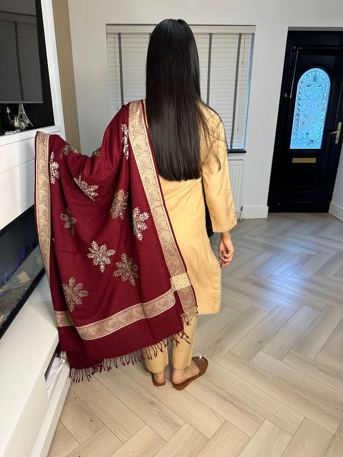 Surayya 3pc Dhannak Suit With Kashmiri Shawl