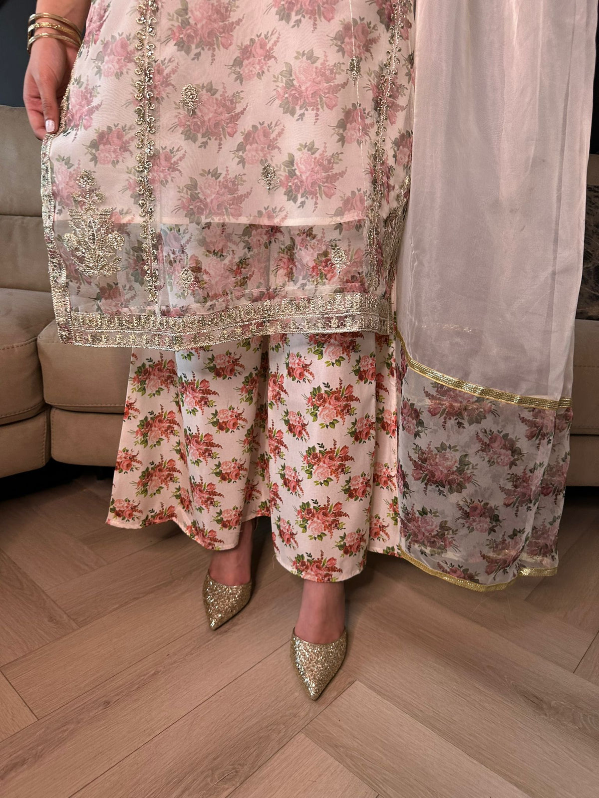 Naghma by Raniya - Cream Floral