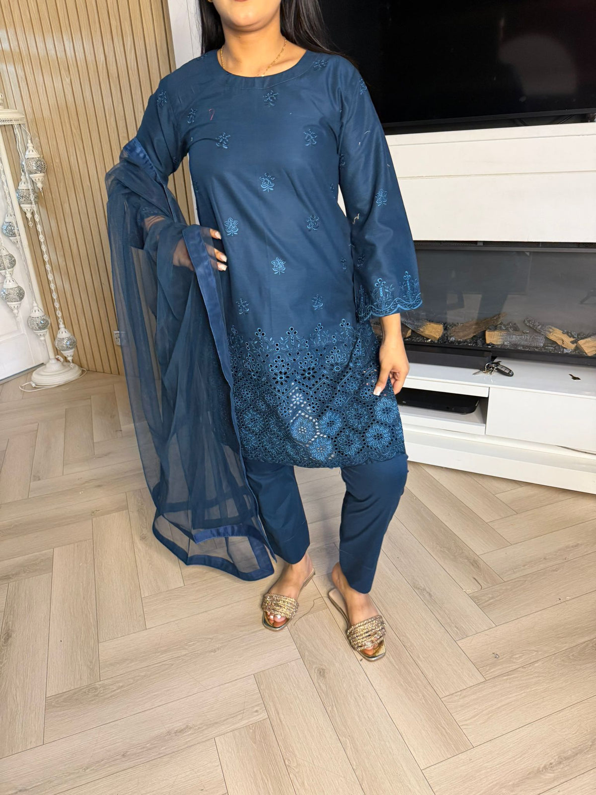 Cotton Chiknkari 3pc Suit With Net Dupata