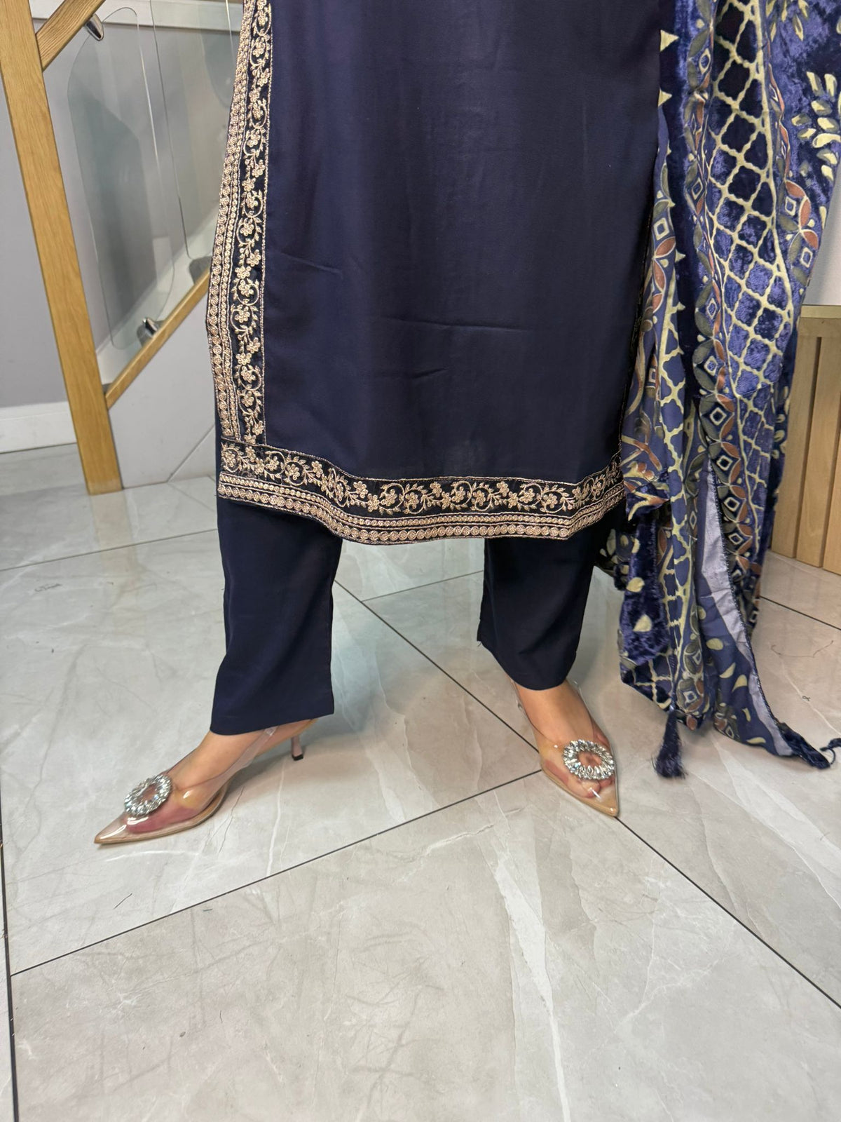 Asia 3pc Embroidered Dhanak Suit With Palachi Shawl