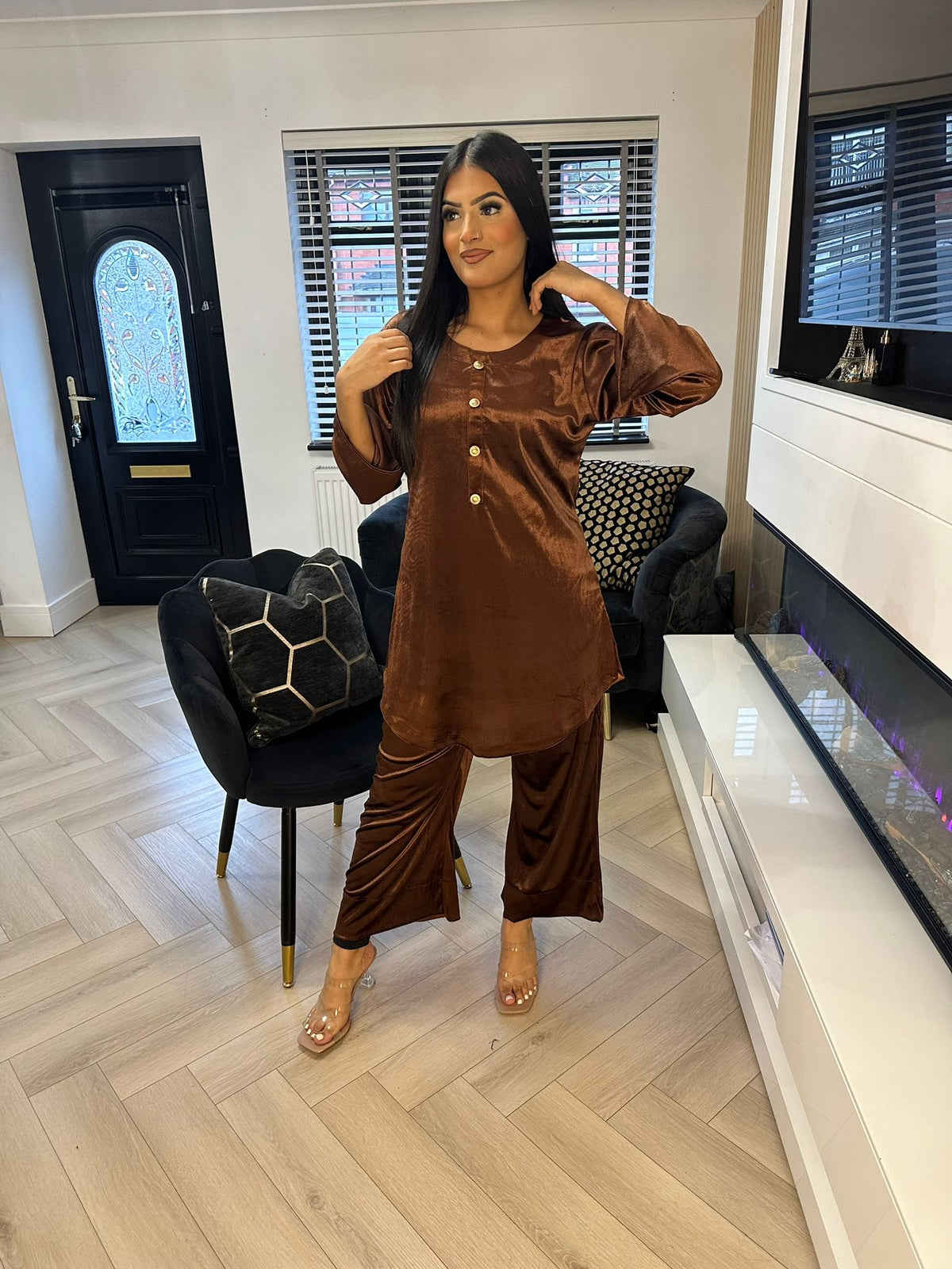 Velvet Button 2Pc - Brown