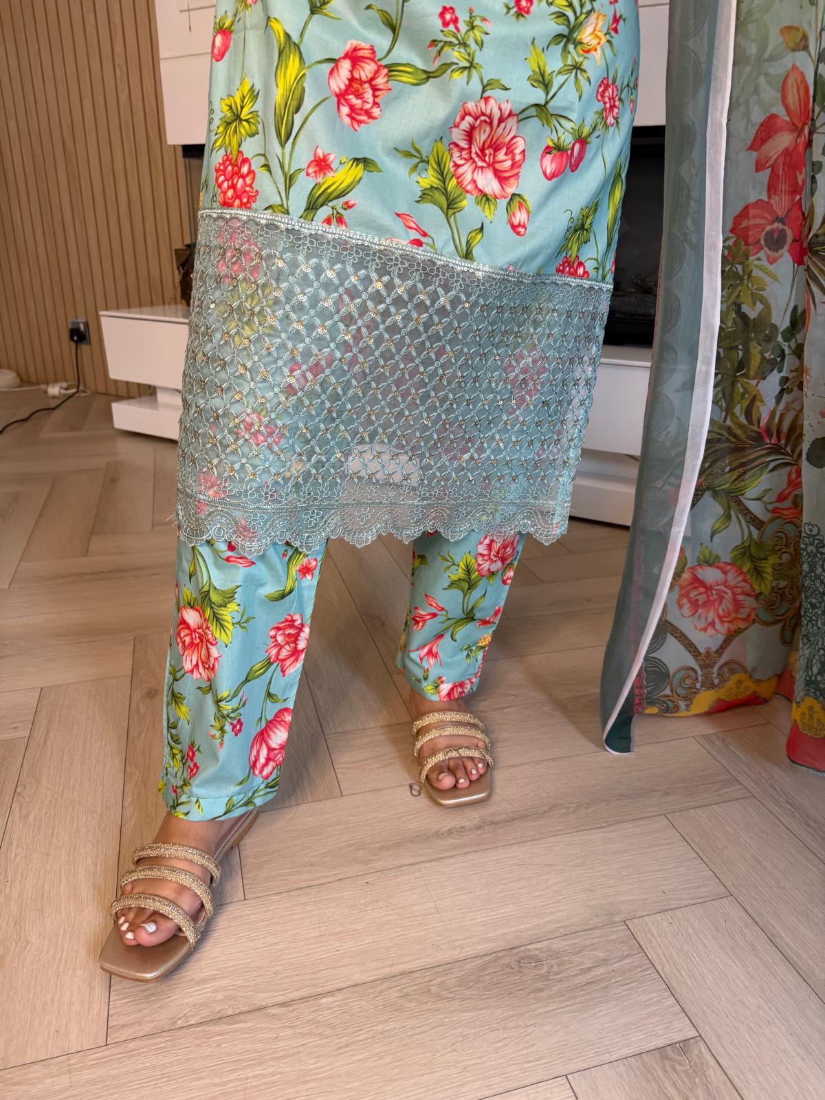 Adeela 3pc Printed Lawn Suit
