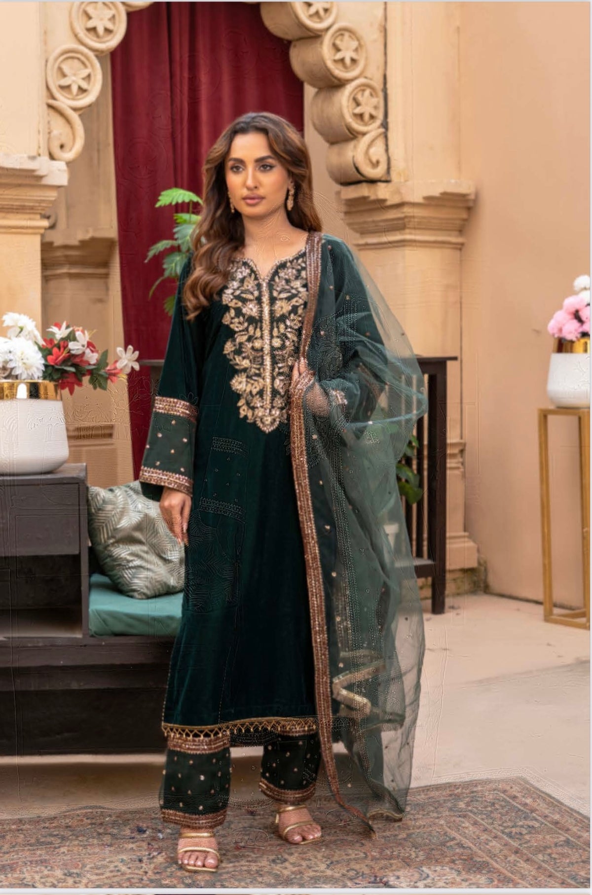 Maheen 3pc Embroidered Velvet Suit With Organza Dupatta U2-C1