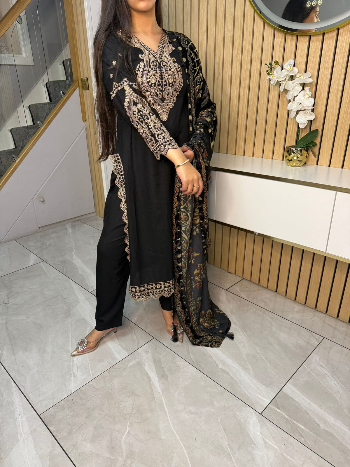 Asia 3pc Embroidered Dhanak Suit With Palachi Shawl