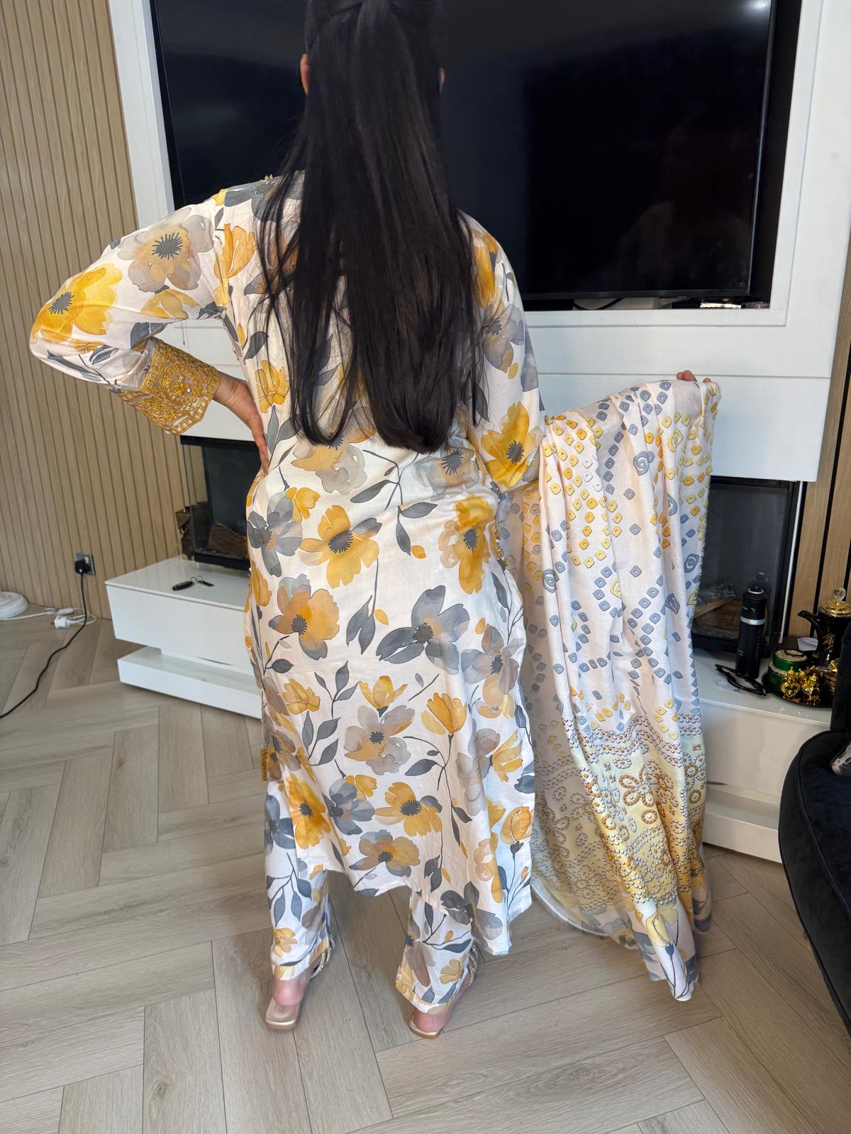 Izah 3pc Printed Lawn Suit With Shoulder Cutout