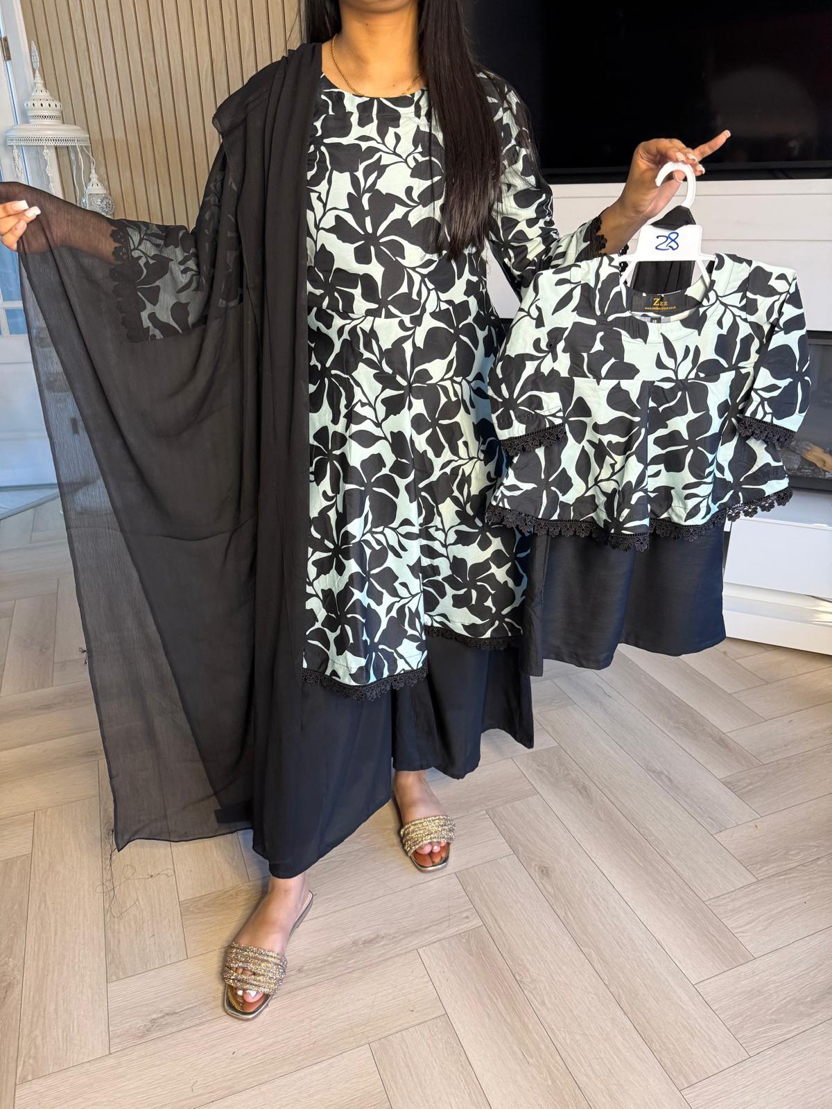 Hinan 2pc Mother & Daughter Umbrella Frock