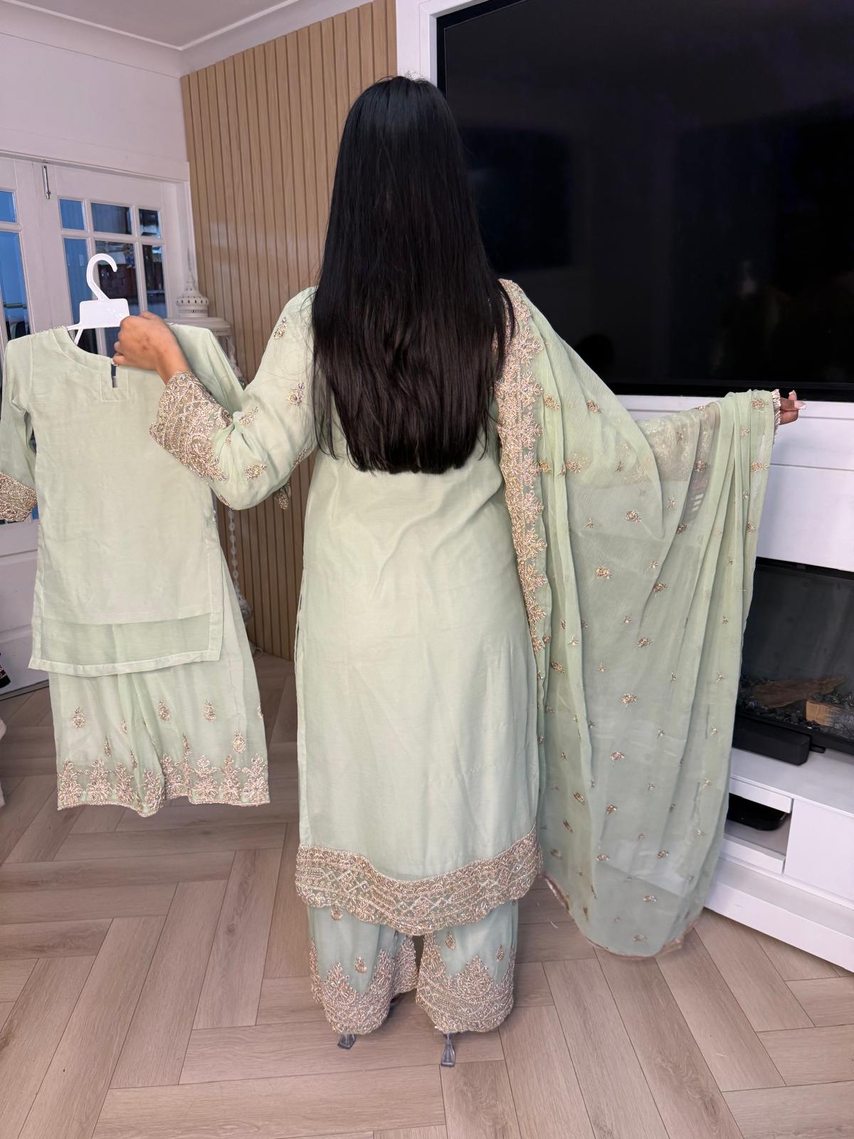 Thaira 3pc Mother & Daughter chiffon Suit With Plazzos U3-D4