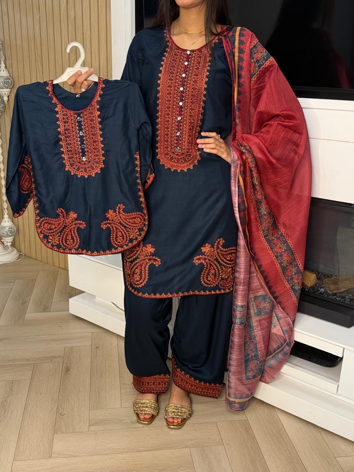 Aisha 3pc Mother & Daughter Farshi Shalwar
