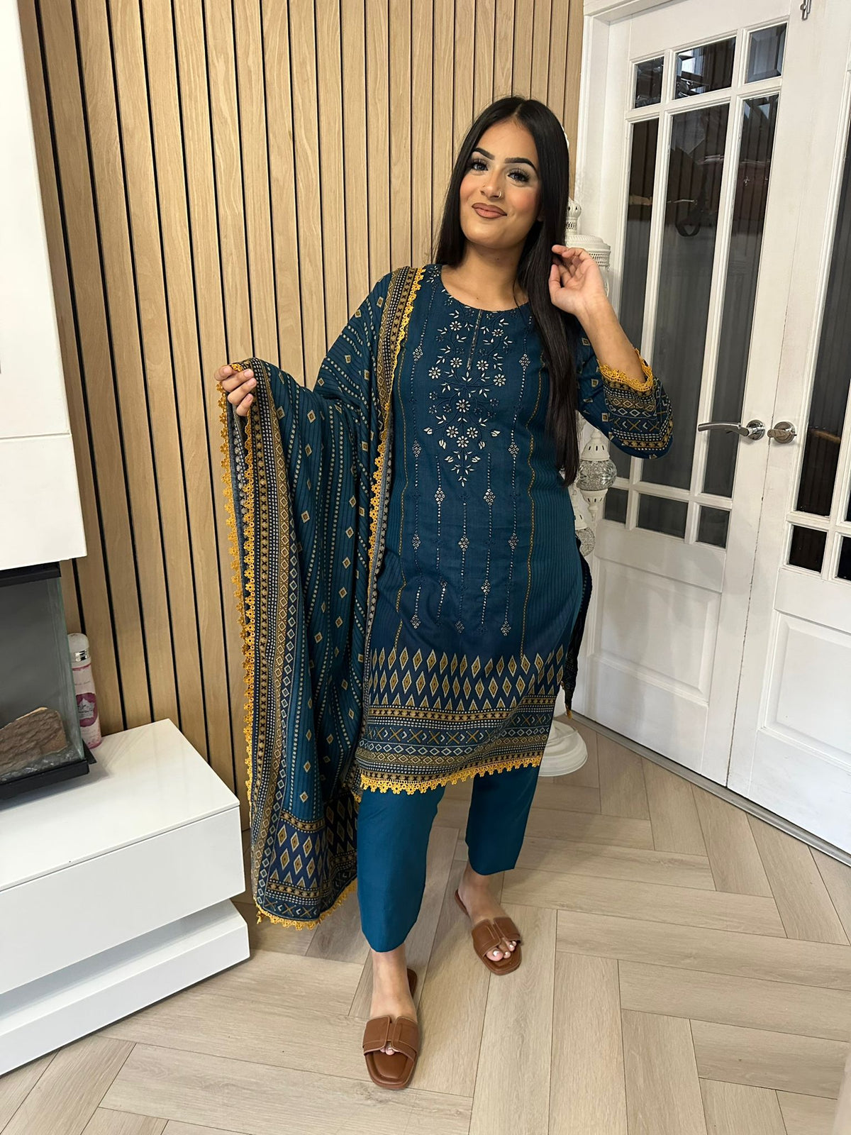 Alisha Dhannak 3PC- Turquoise