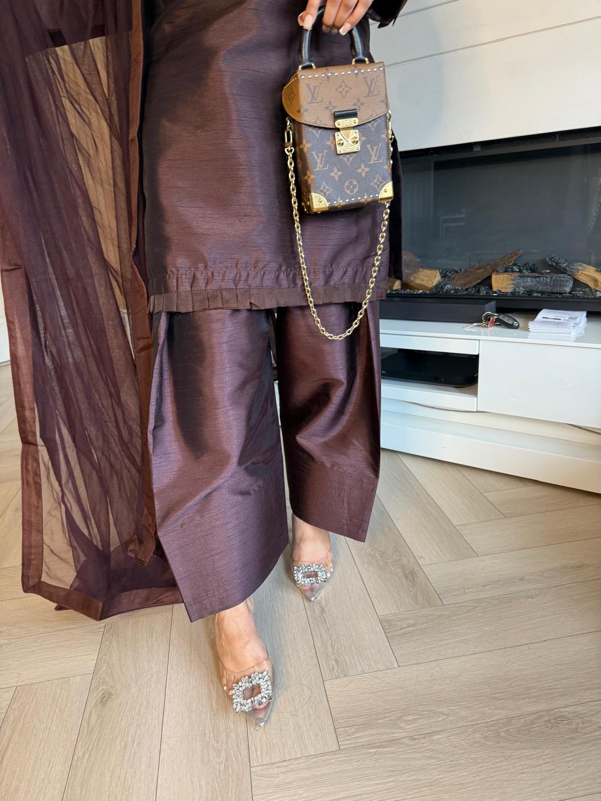 Hadia 3pc Farshi Shalwar With Net Dupatta