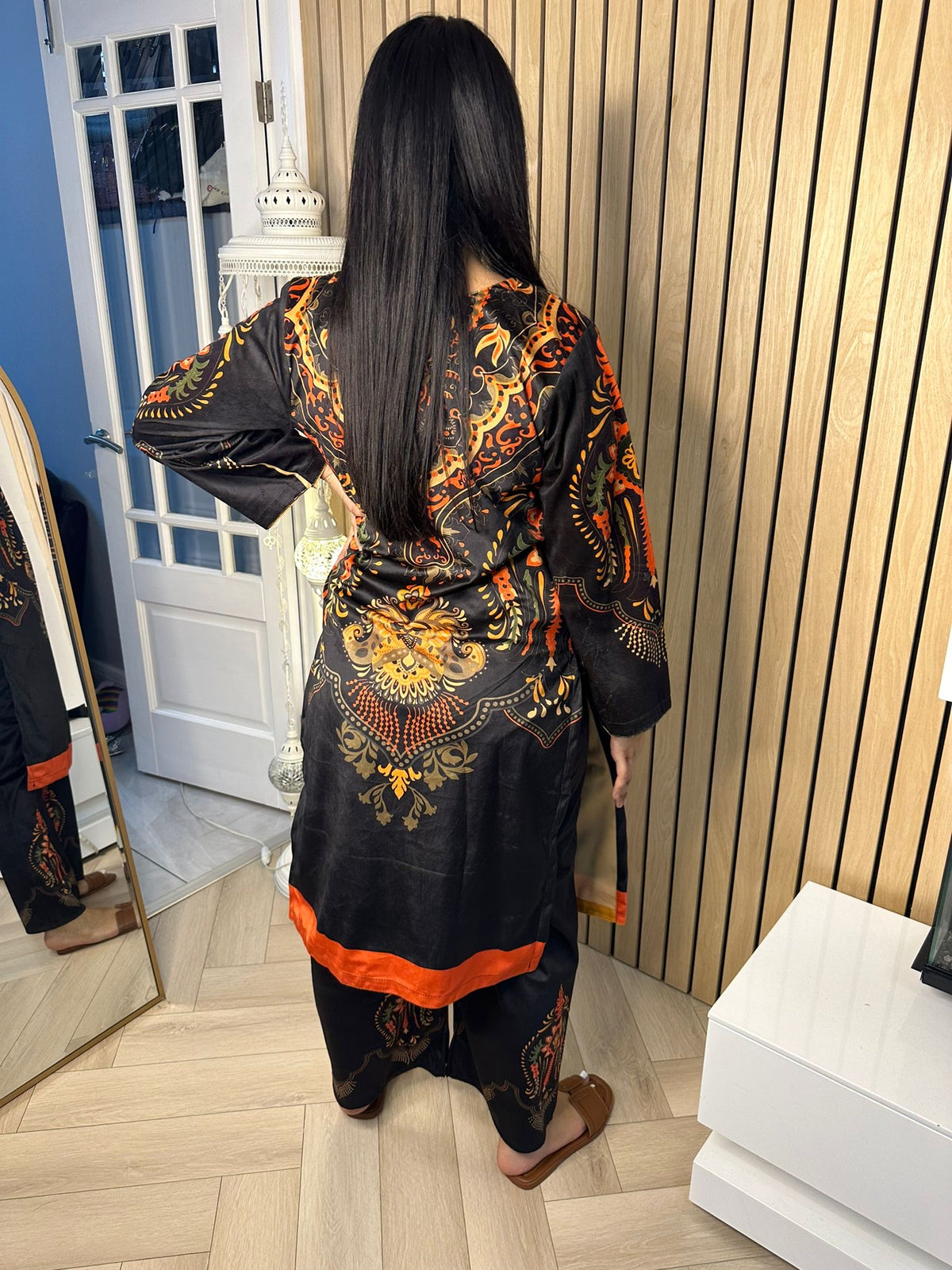 Suede Velvet 2Pc - Black & Orange