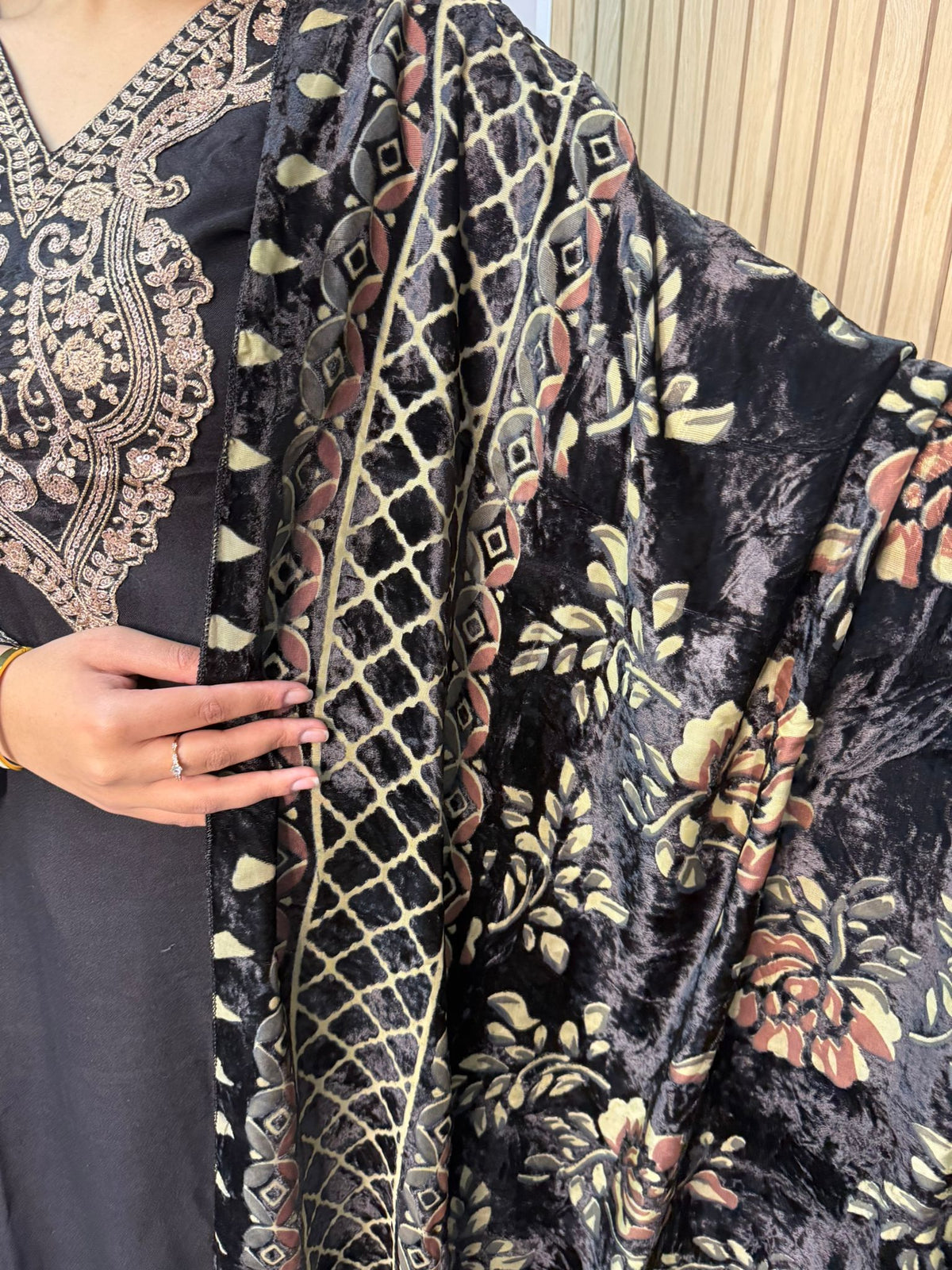 Asia 3pc Embroidered Dhanak Suit With Palachi Shawl
