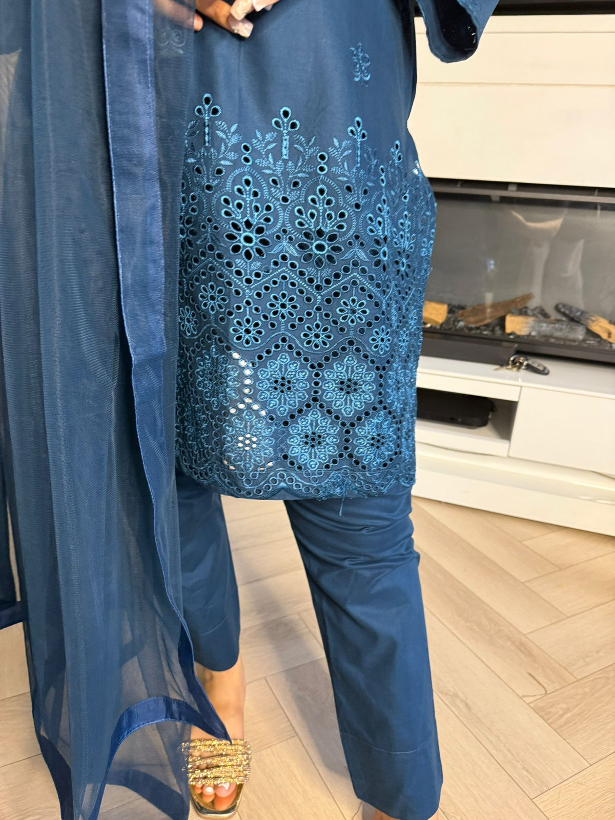 Cotton Chiknkari 3pc Suit With Net Dupata
