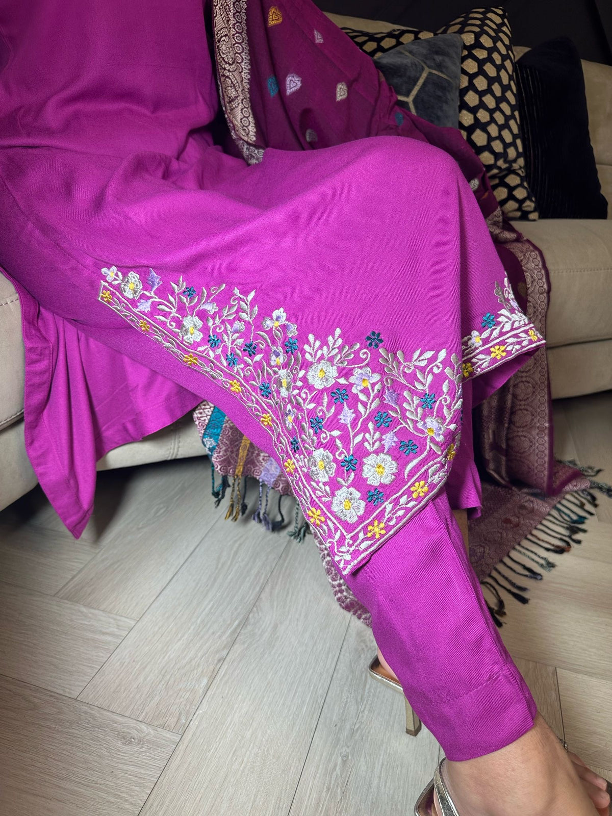 Rumaiza 3pc With Kashmiri Shawl