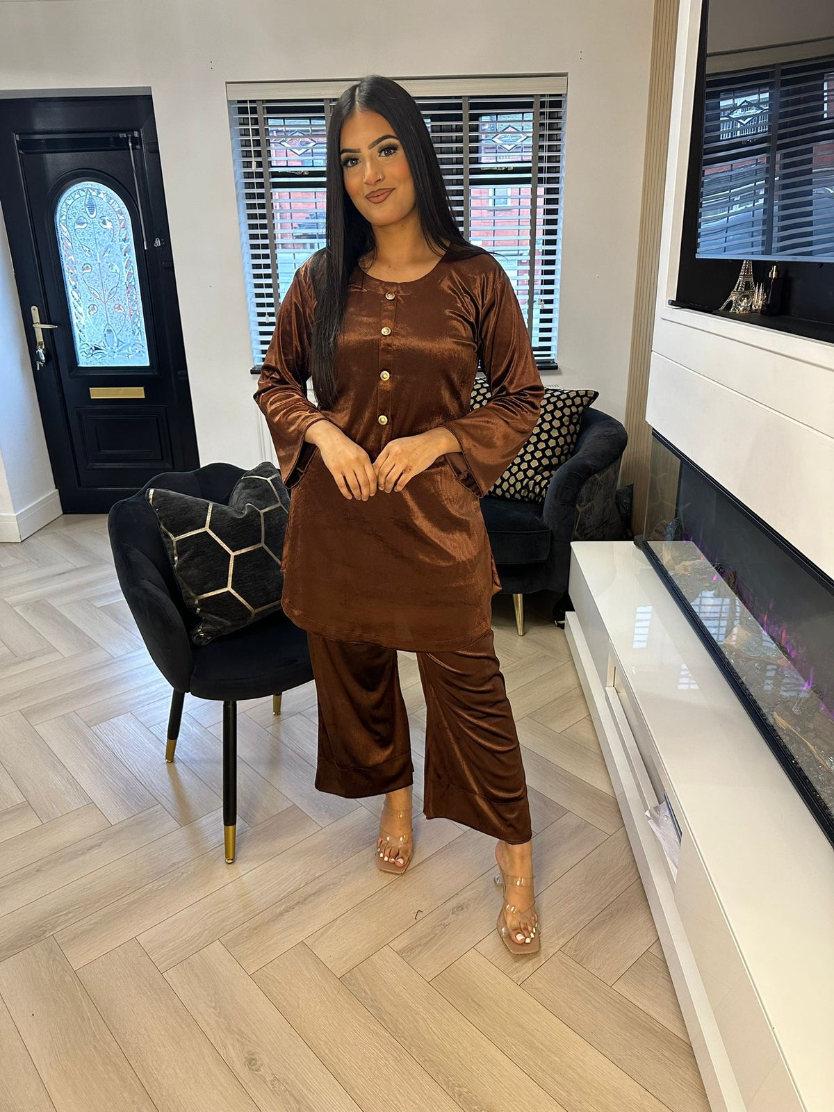 Velvet Button 2Pc - Brown