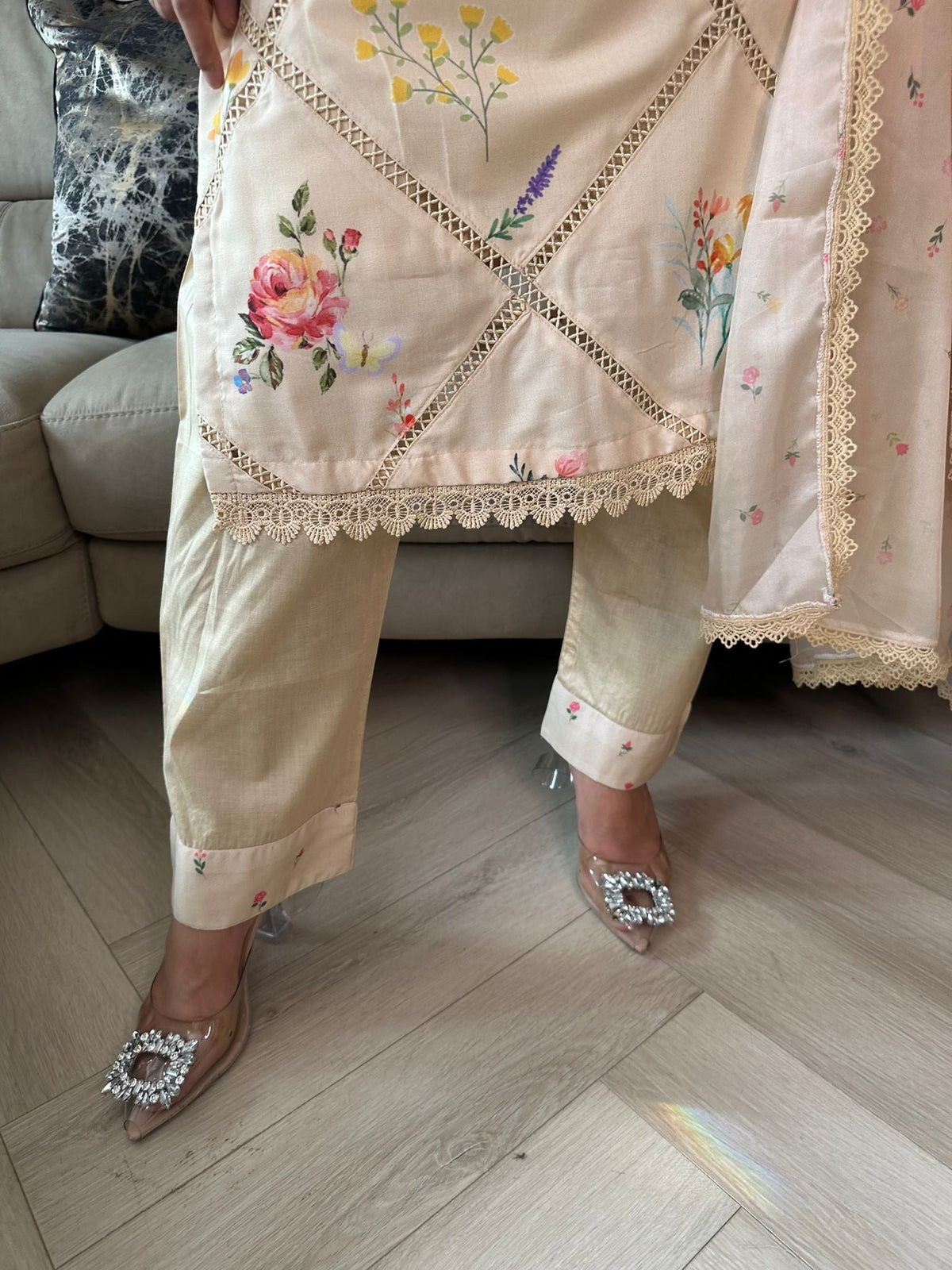 Aaeedah 3pc Cotton Suit with Floral Printed Kameez U3-E3
