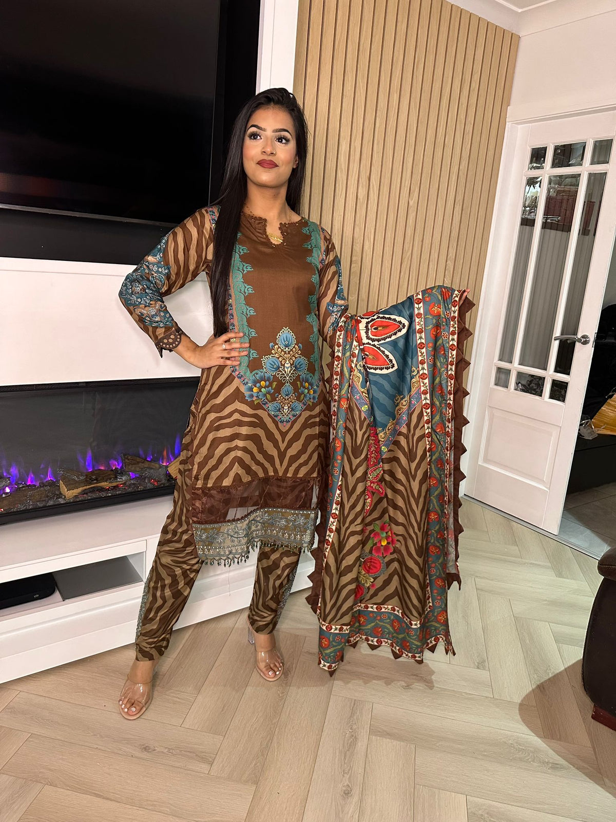 Misba - Brown U1-B3 – Zee Boutique