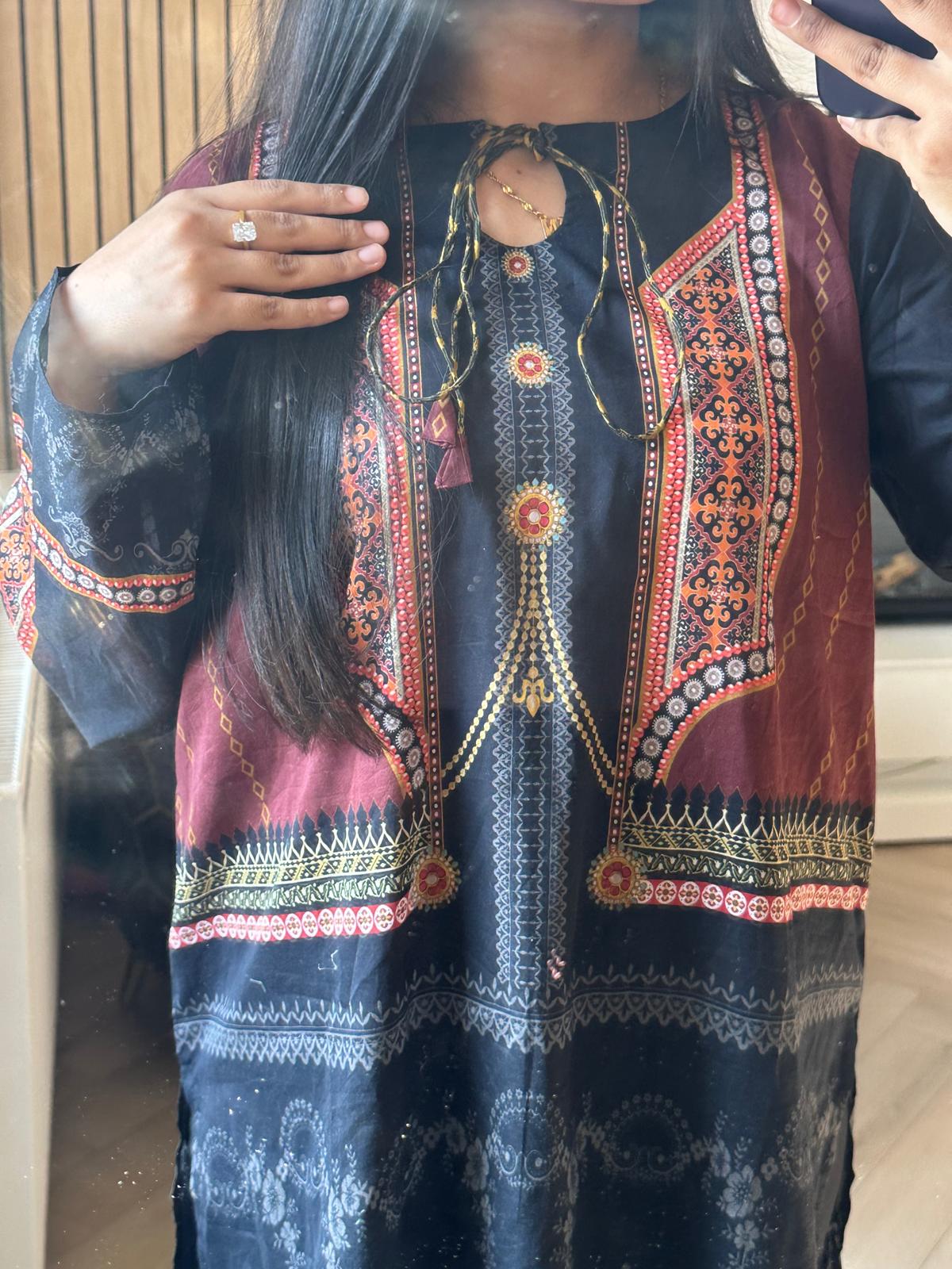 Sale So komal Kurta - Black