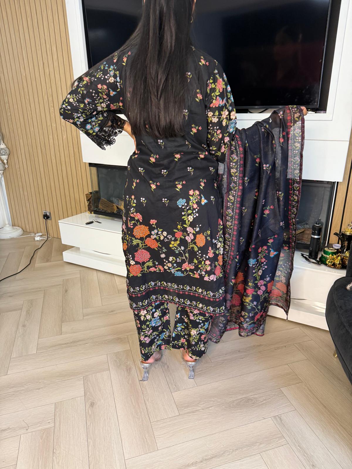 Adeela 3pc Printed Lawn Suit