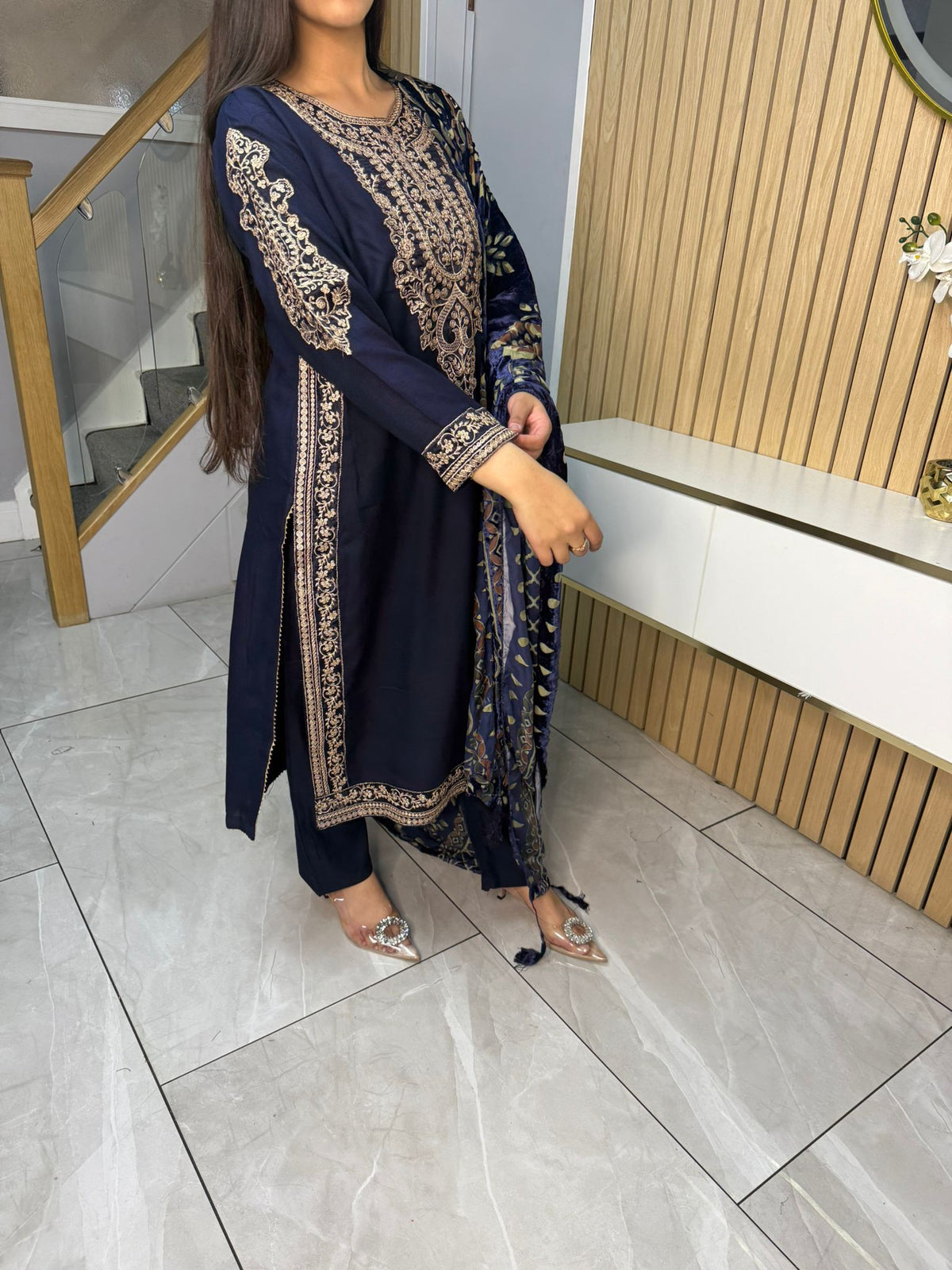 Asia 3pc Embroidered Dhanak Suit With Palachi Shawl