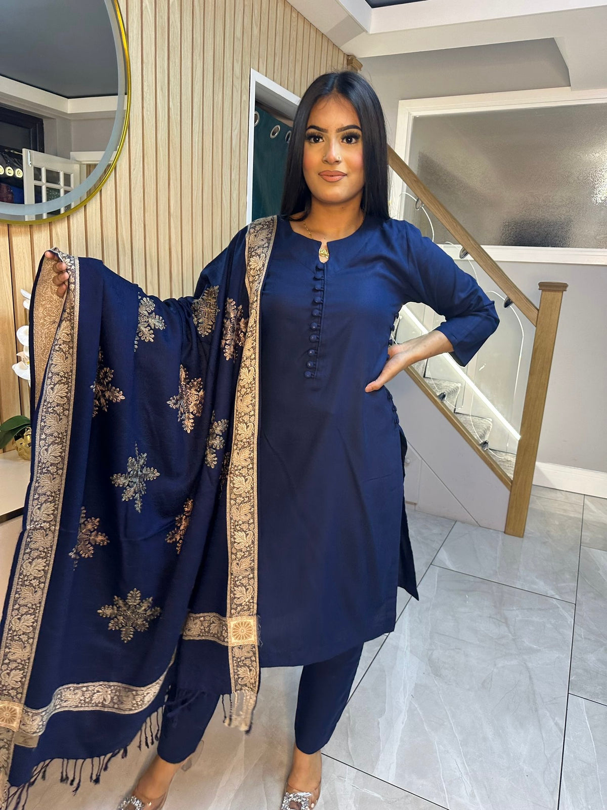 Aaliyah 3pc Kashmiri Shawls With Buttons