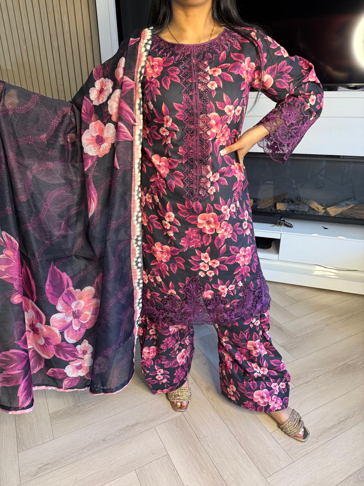 Viral Sensation 3pc Lawn Farshi Suits By Raniya U4-B2