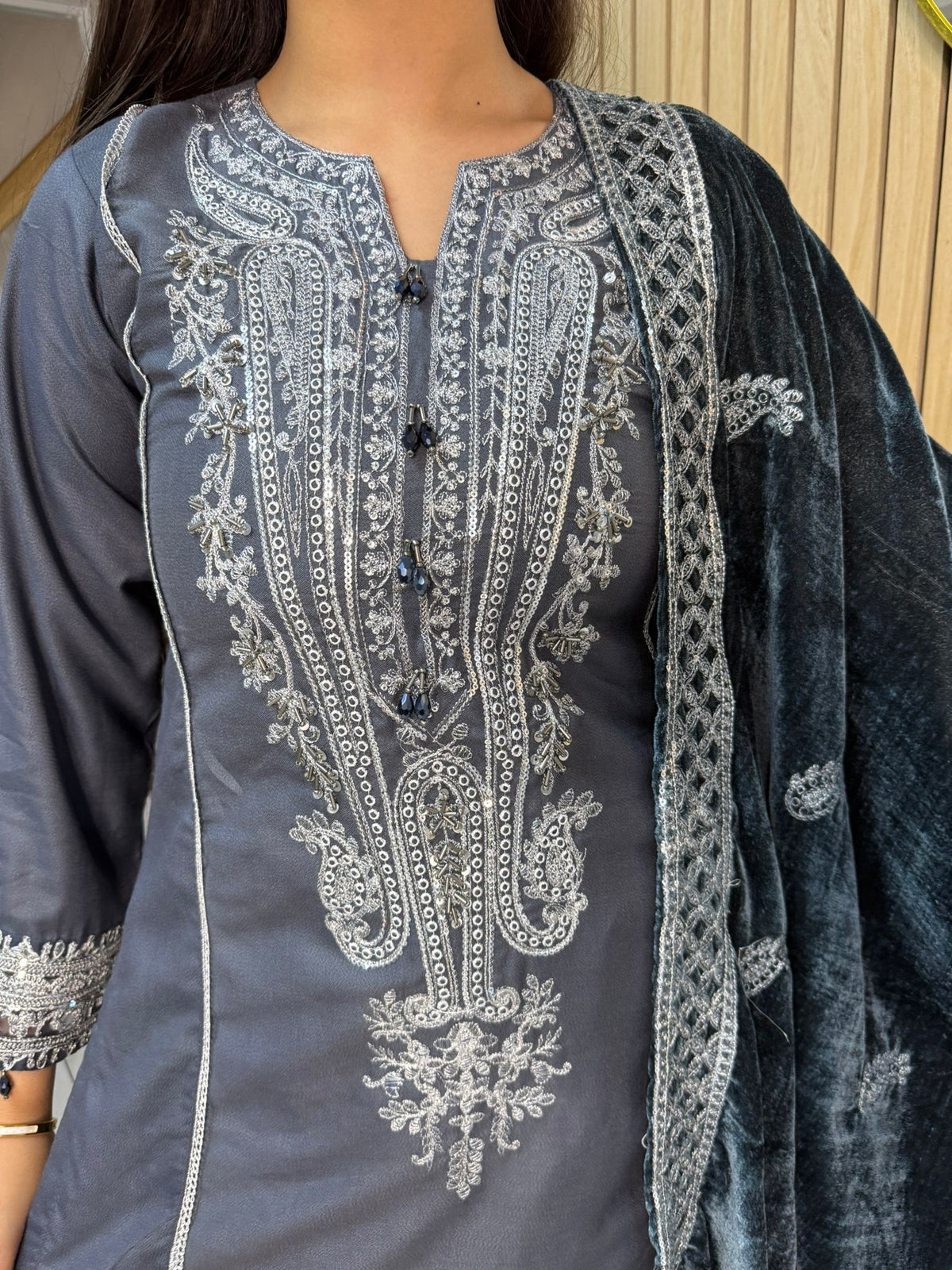 Habiba 3pc Embroidered Dhanak Suit With Velvet Shawl