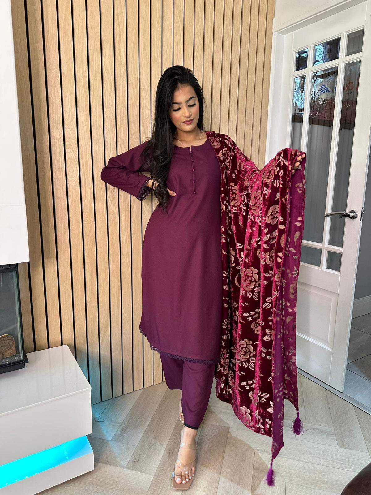 Dhanak Palachi - Plum U1-C1