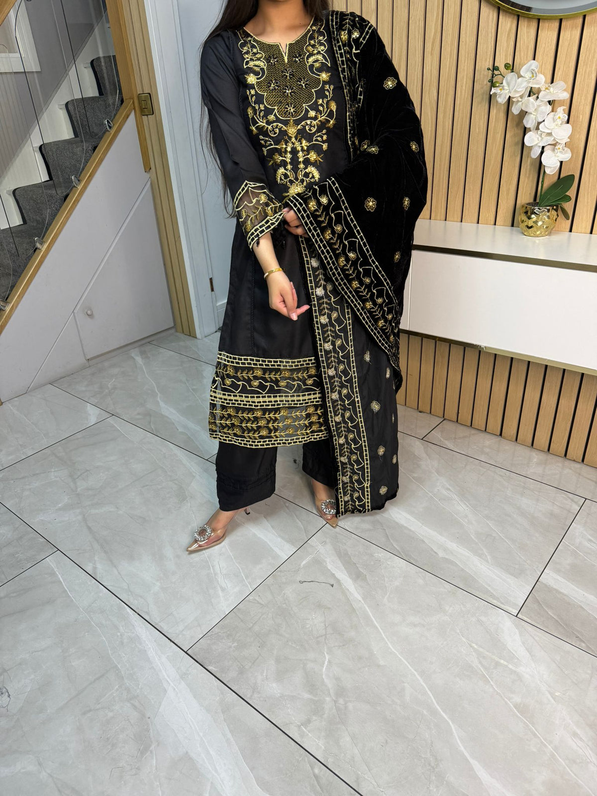 Habiba 3pc Embroidered Dhanak Suit With Velvet Shawl