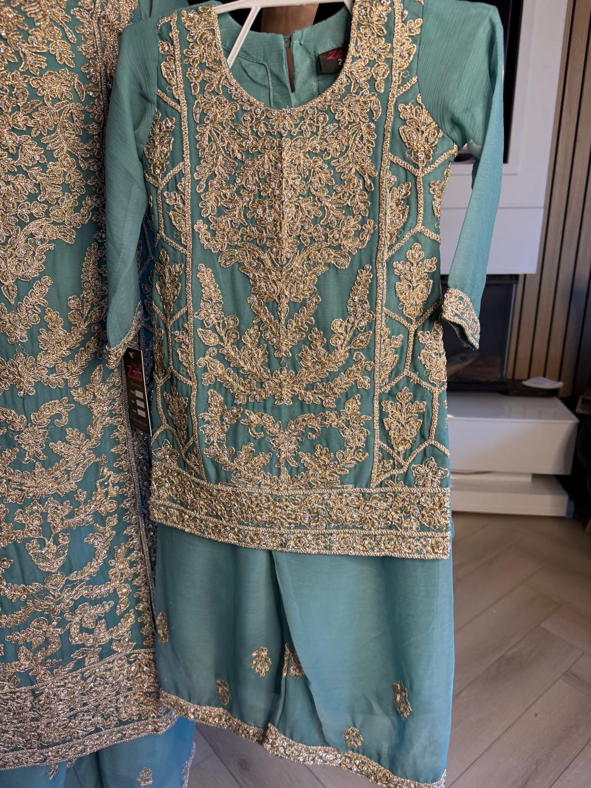 Manisba 3pc Mother & Daughter chiffon Suit With Plazzo