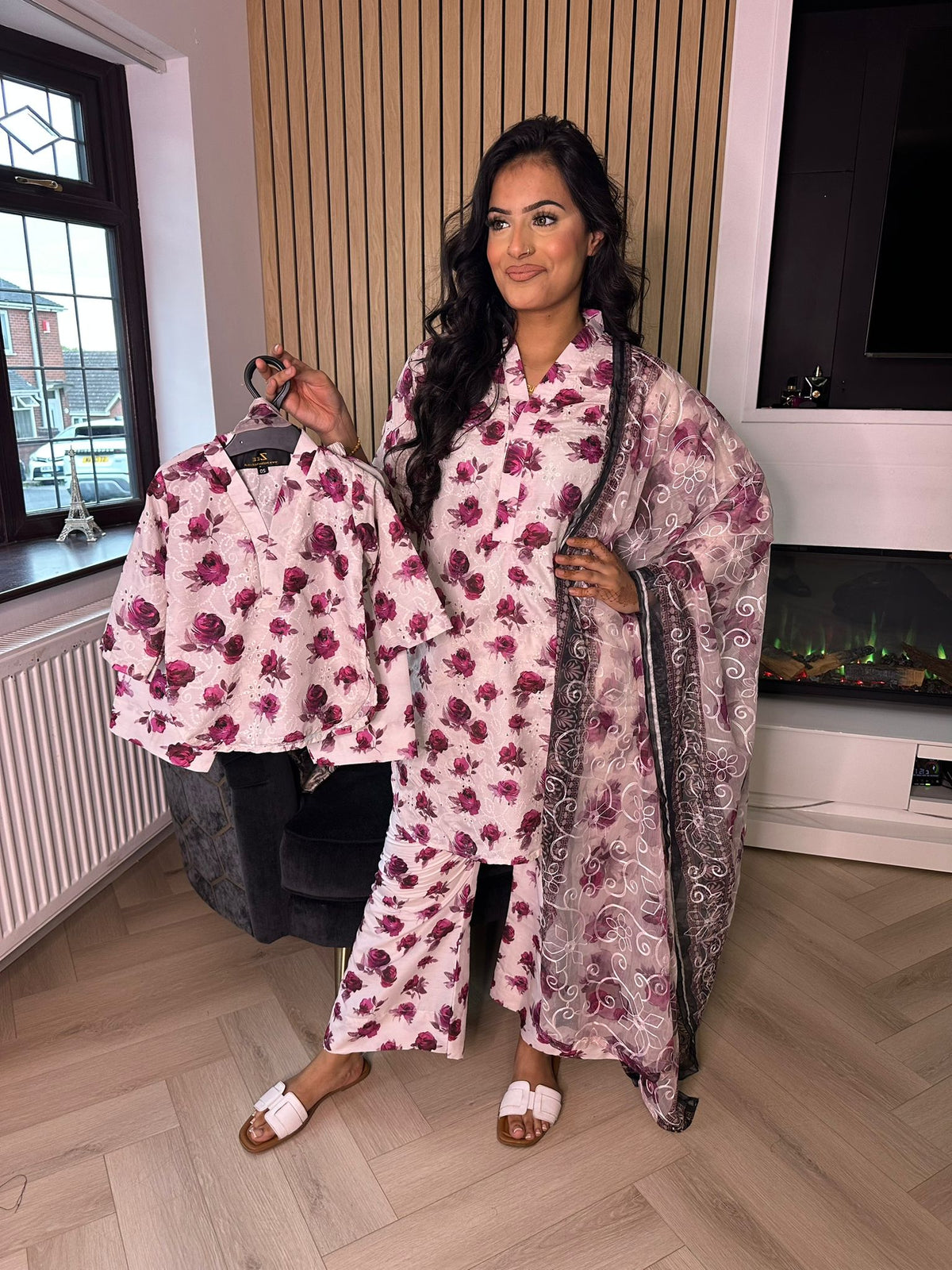 Reema M&D - White Pink Rose Print