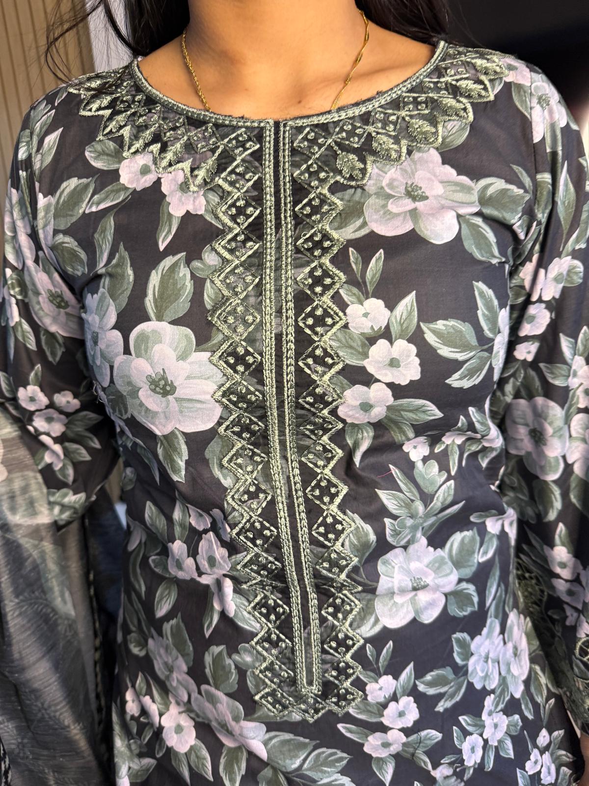 Viral Sensation 3pc Lawn Farshi Suits By Raniya U4-B2