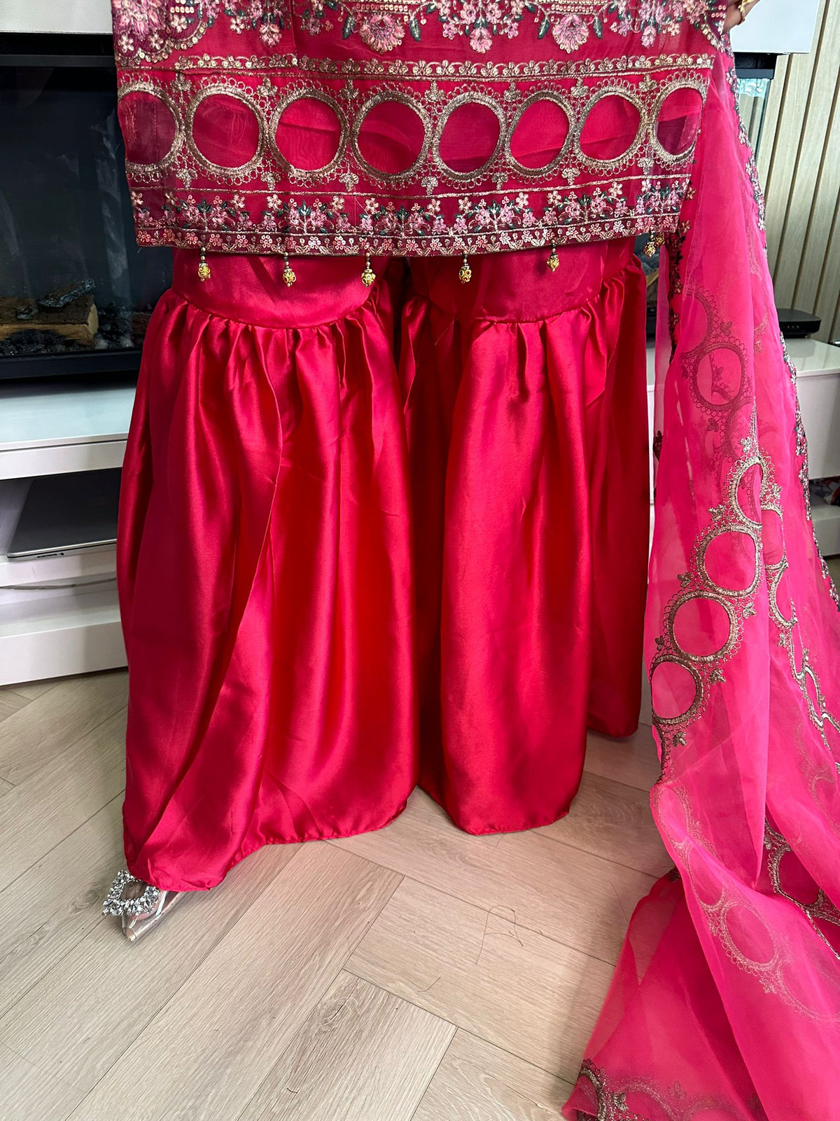 Diya Gharara - Fuscia