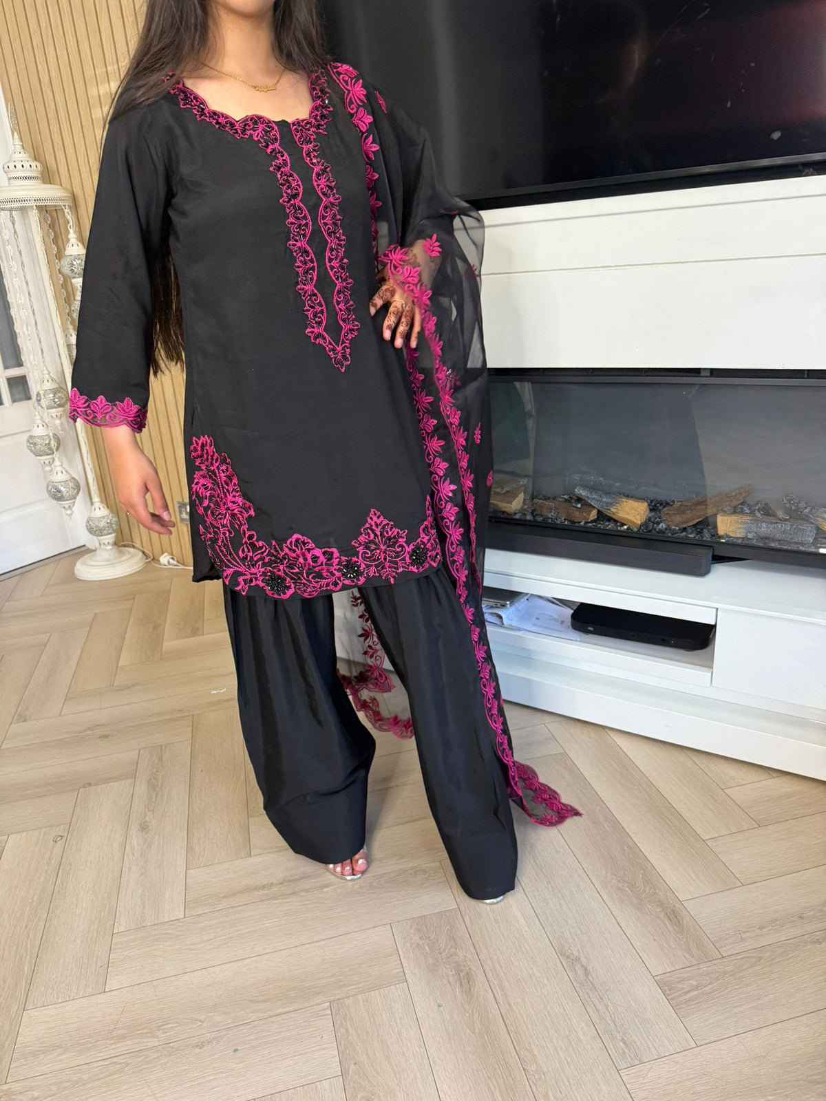 Zimal Farshi Silk Suits by Raniya.H