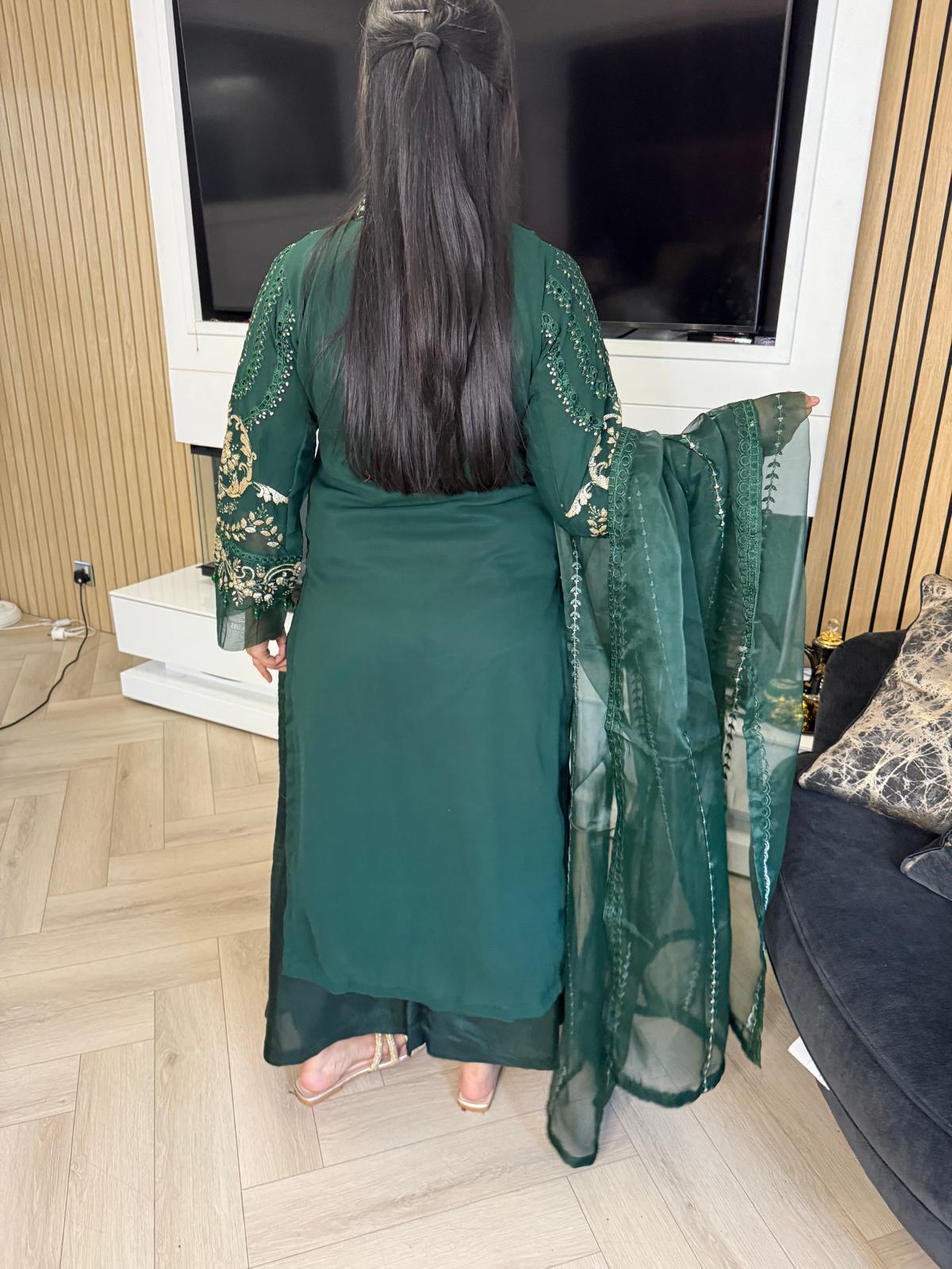 Salwa Chiffon 3PC Suit With Organza Duppata