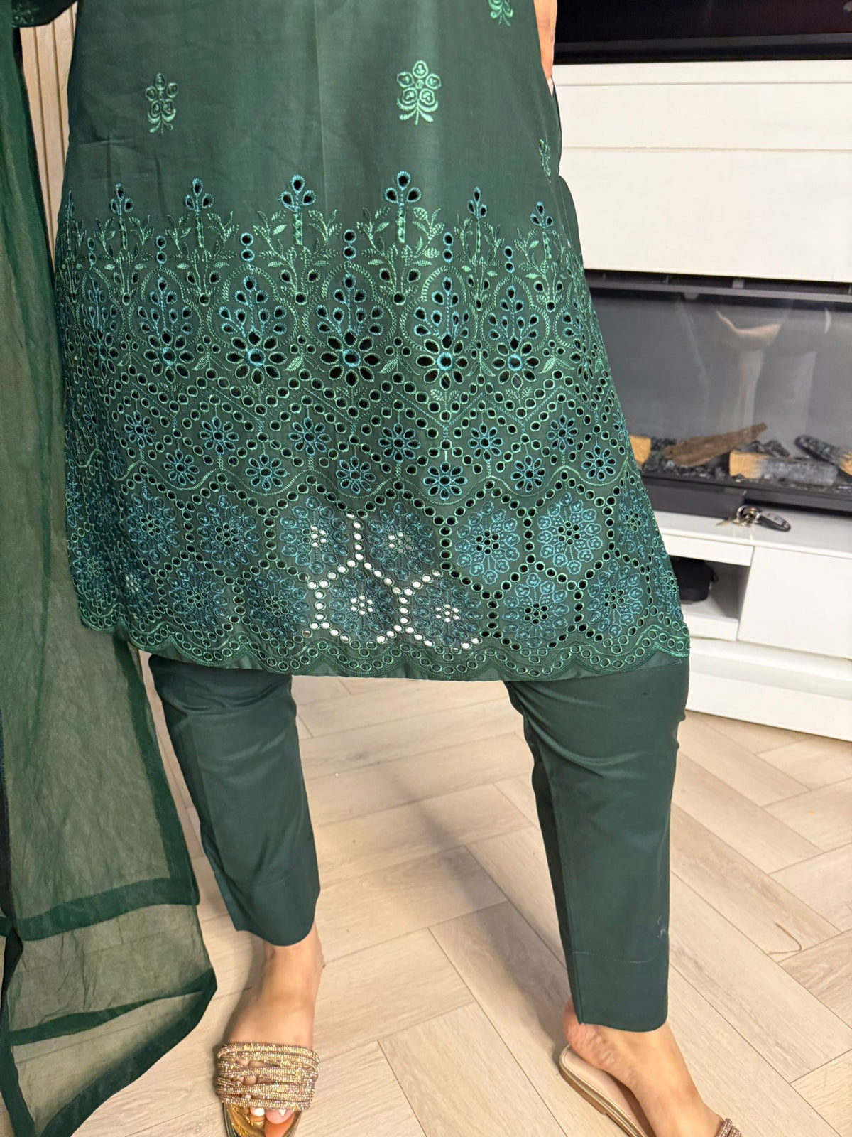 Cotton Chiknkari 3pc Suit With Net Dupata