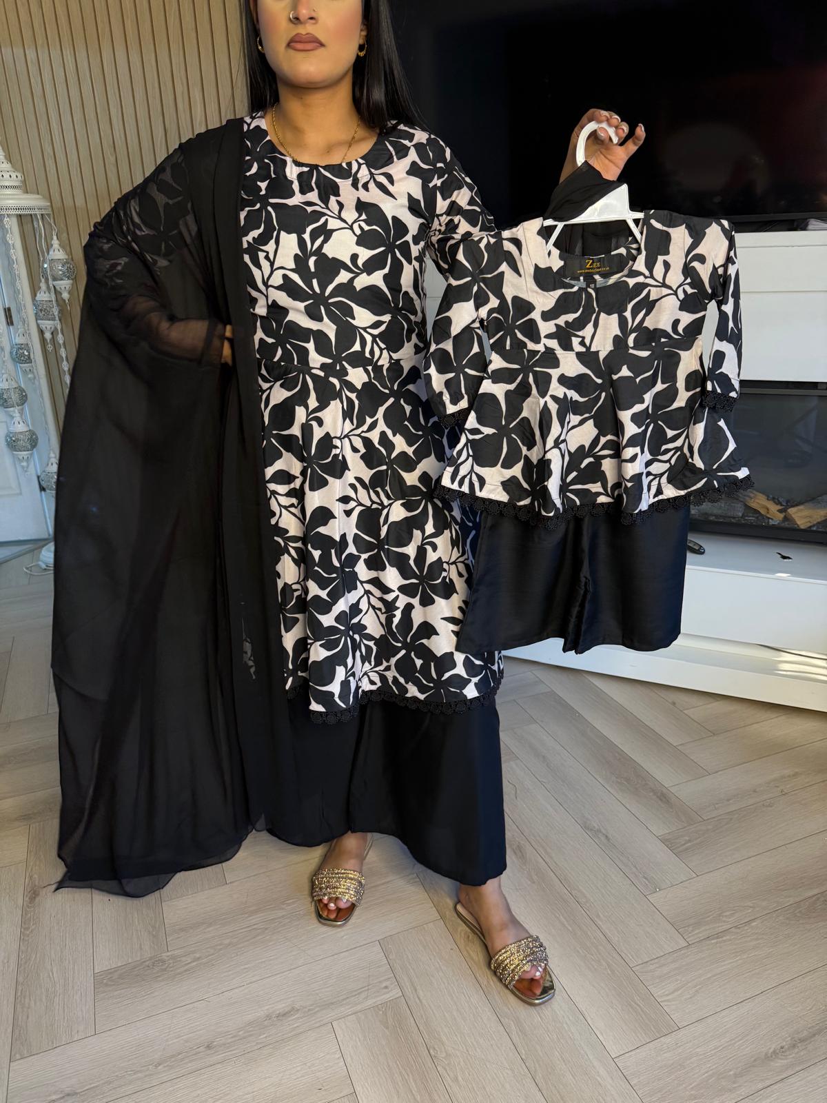 Hinan 2pc Mother & Daughter Umbrella Frock