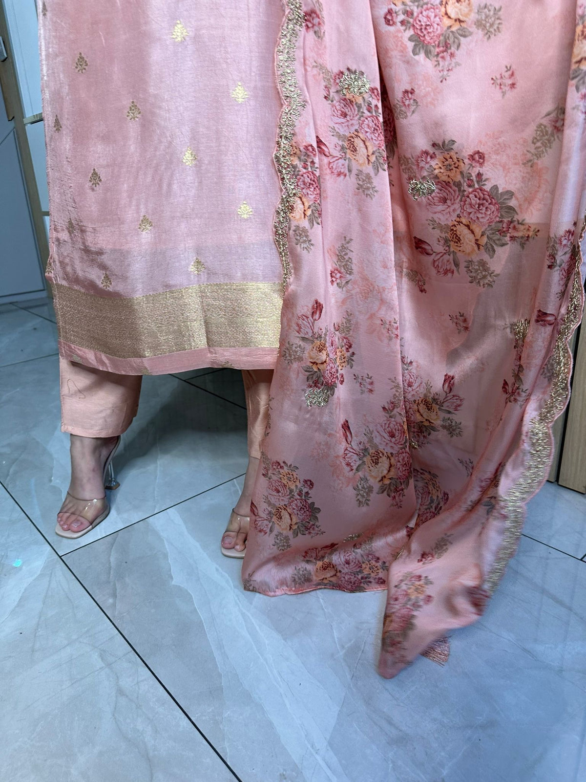 Faryal Floral - Pink